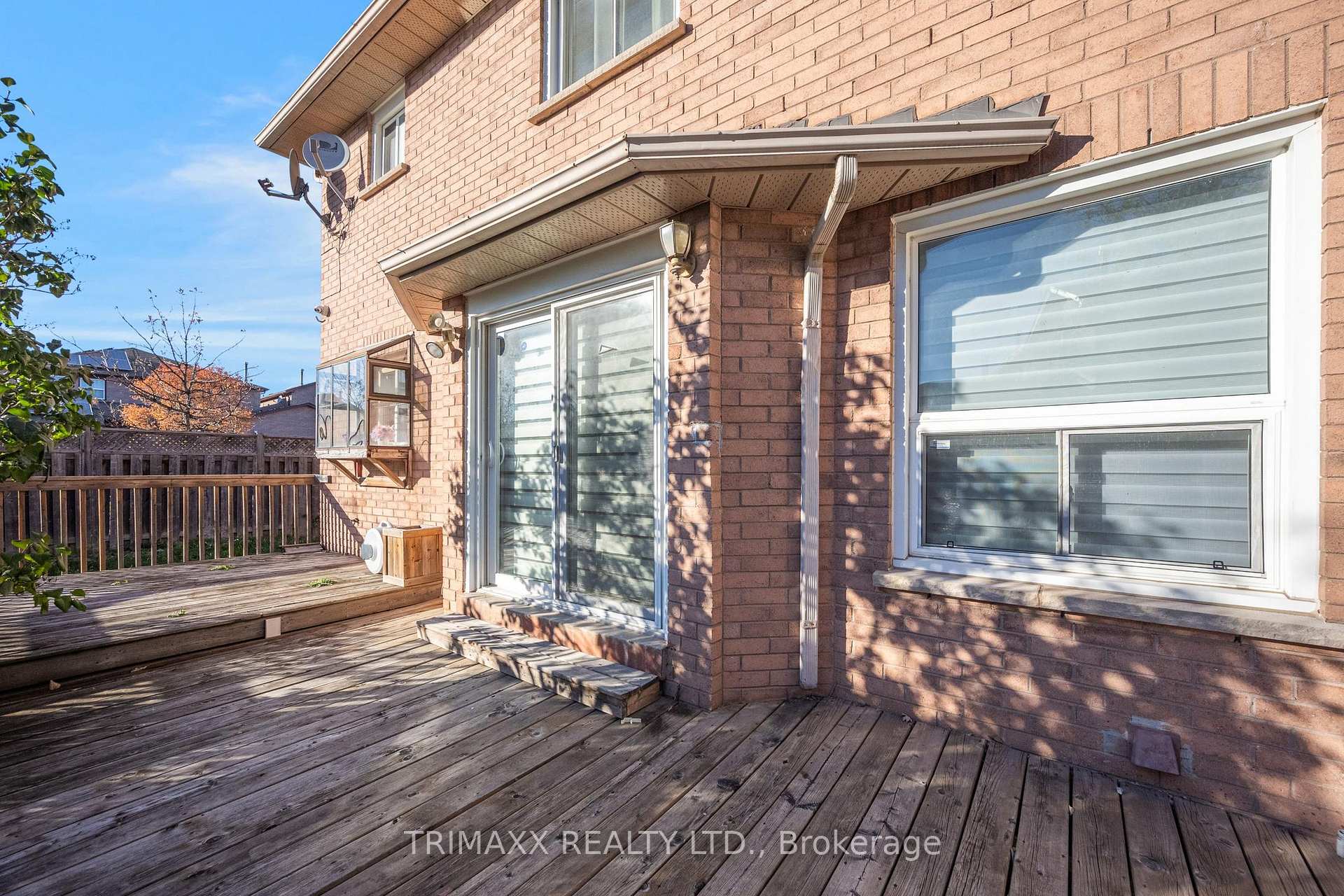 Photo 46 of 23 Oaklea Boulevard, Brampton, Fletcher's Creek South — HOMEH