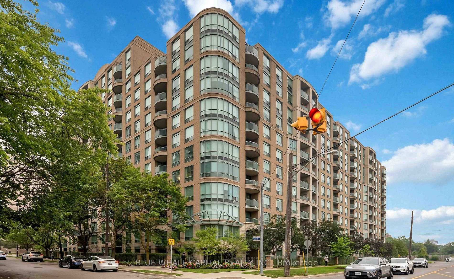 Photo of Unit 600, 8 Pemberton Avenue