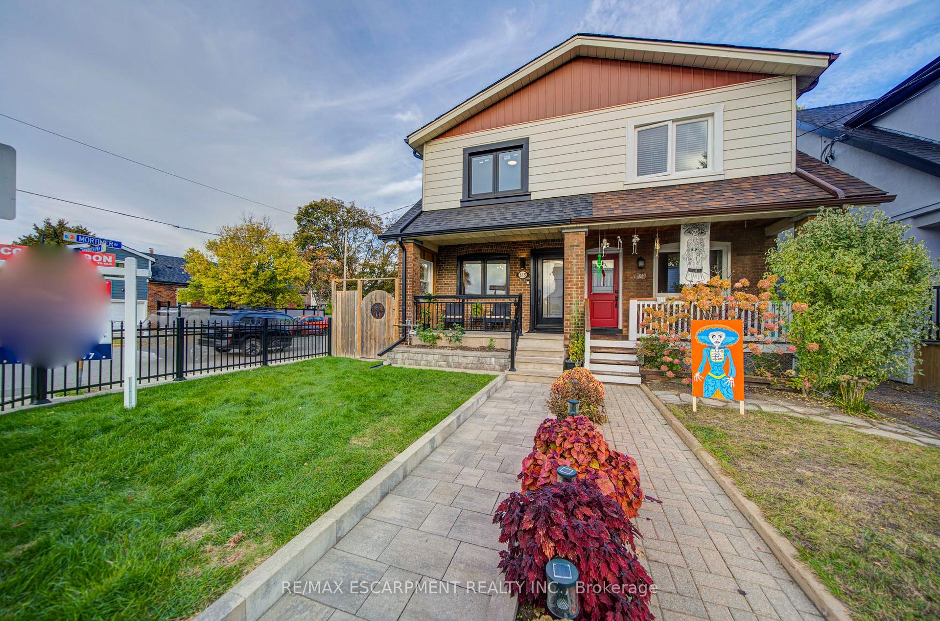 Photo 2 of 329 Monarch Park Avenue, Toronto, Danforth Village-East York — HOMEH