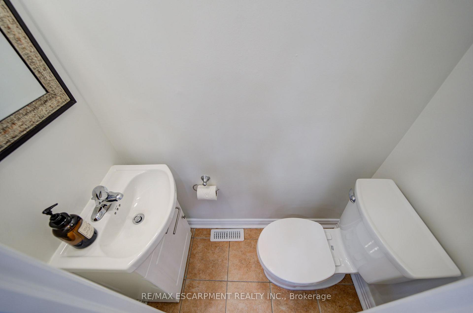 Photo 10 of 329 Monarch Park Avenue, Toronto, Danforth Village-East York — HOMEH