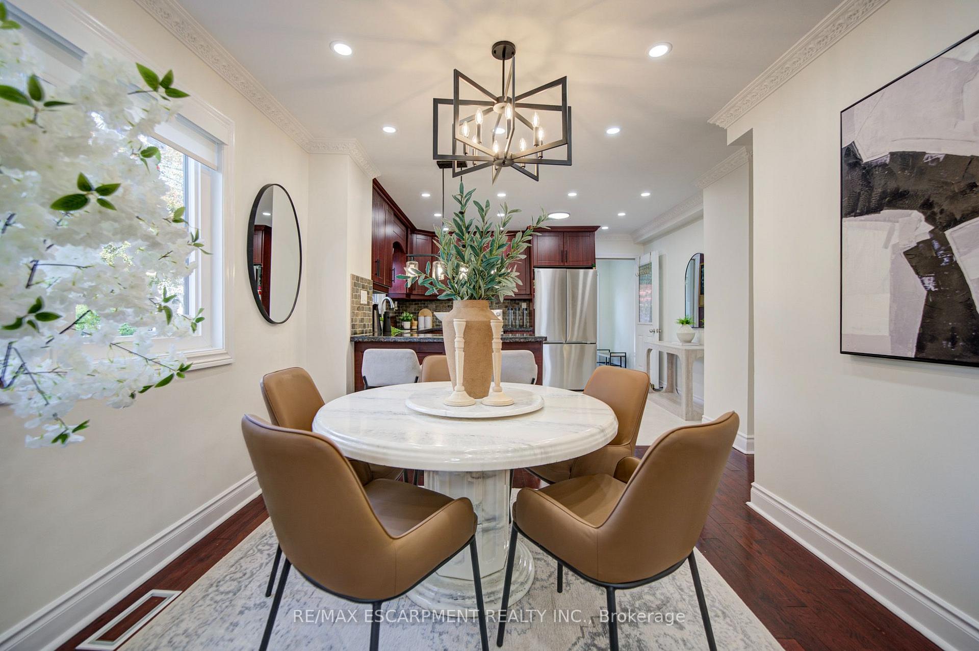 Photo 13 of 329 Monarch Park Avenue, Toronto, Danforth Village-East York — HOMEH