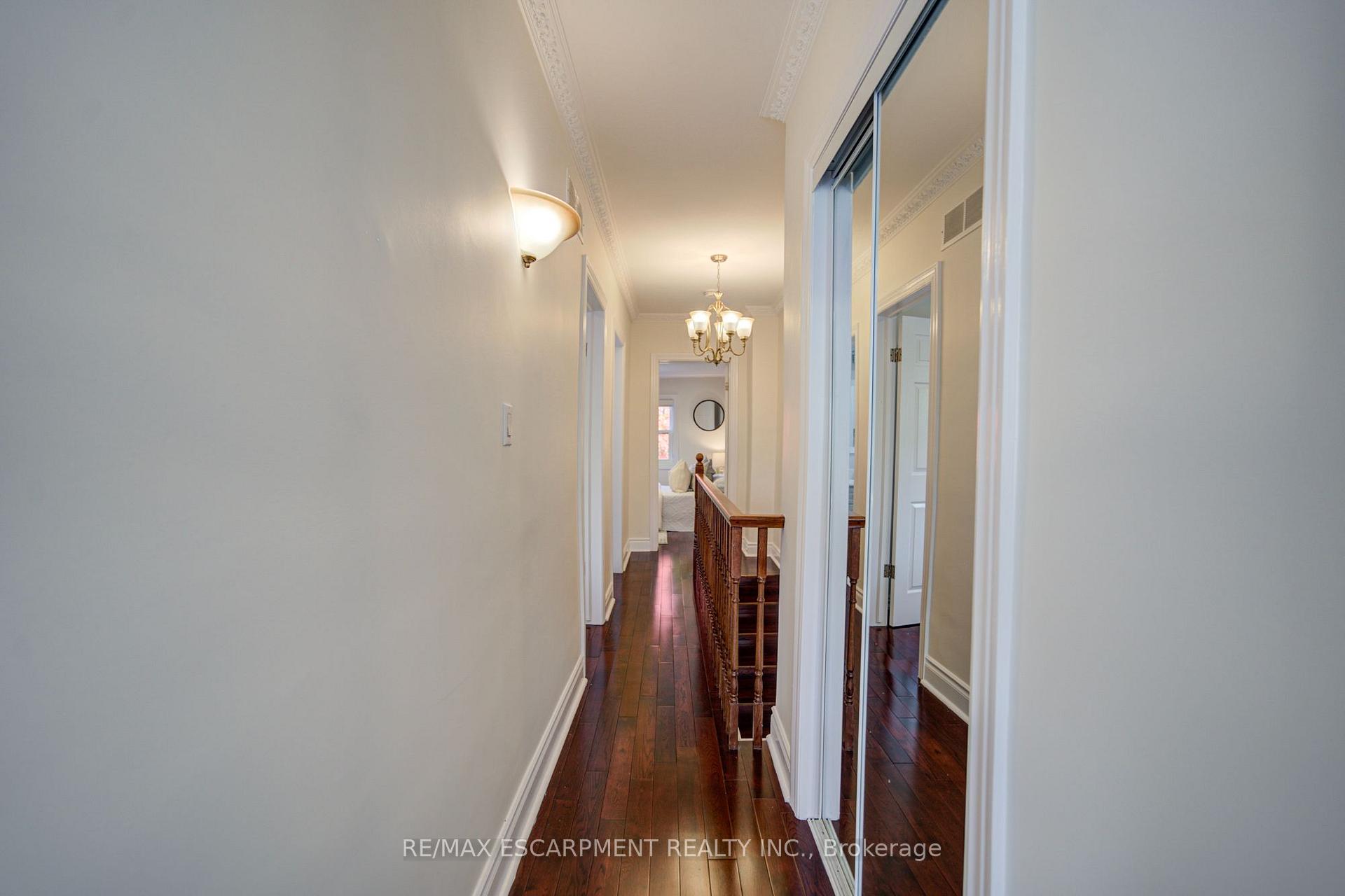Photo 25 of 329 Monarch Park Avenue, Toronto, Danforth Village-East York — HOMEH