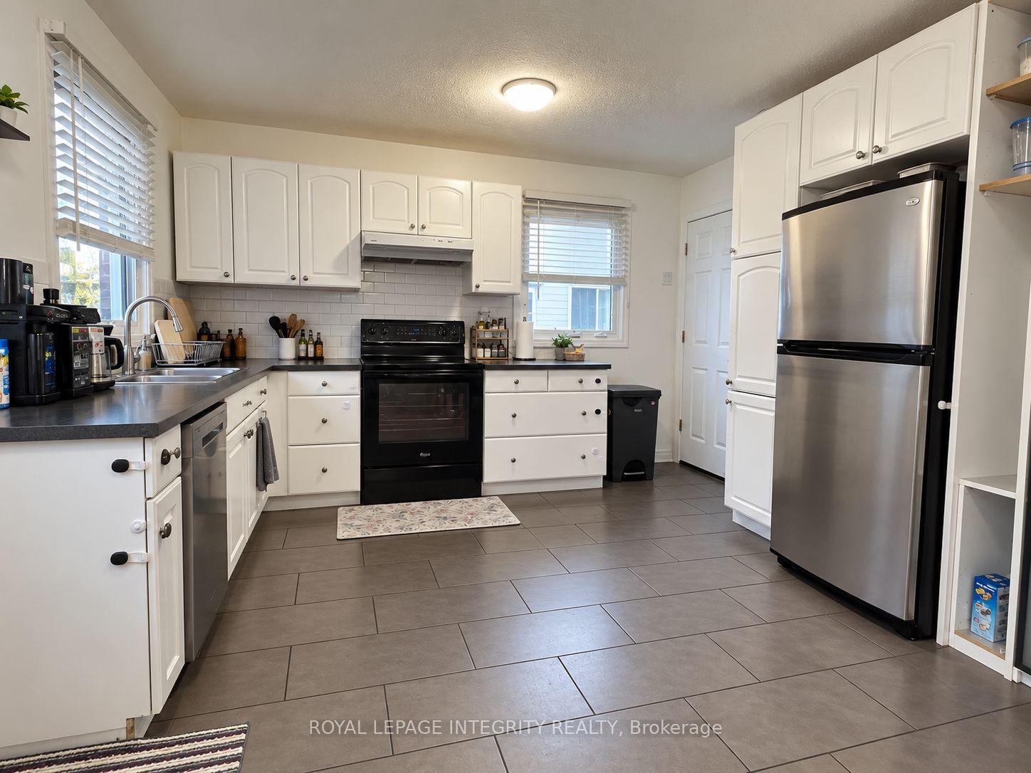 Photo 3 of Unit Upper Unit, 58 Binscarth Crescent, Ottawa, Kanata - Glencairn/Hazeldean — HOMEH