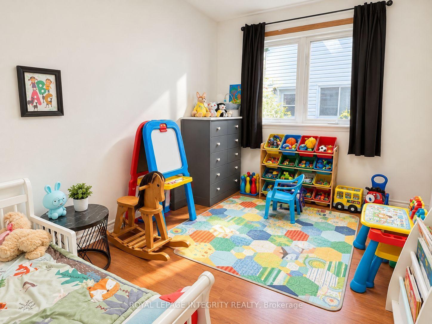 Photo 7 of Unit Upper Unit, 58 Binscarth Crescent, Ottawa, Kanata - Glencairn/Hazeldean — HOMEH