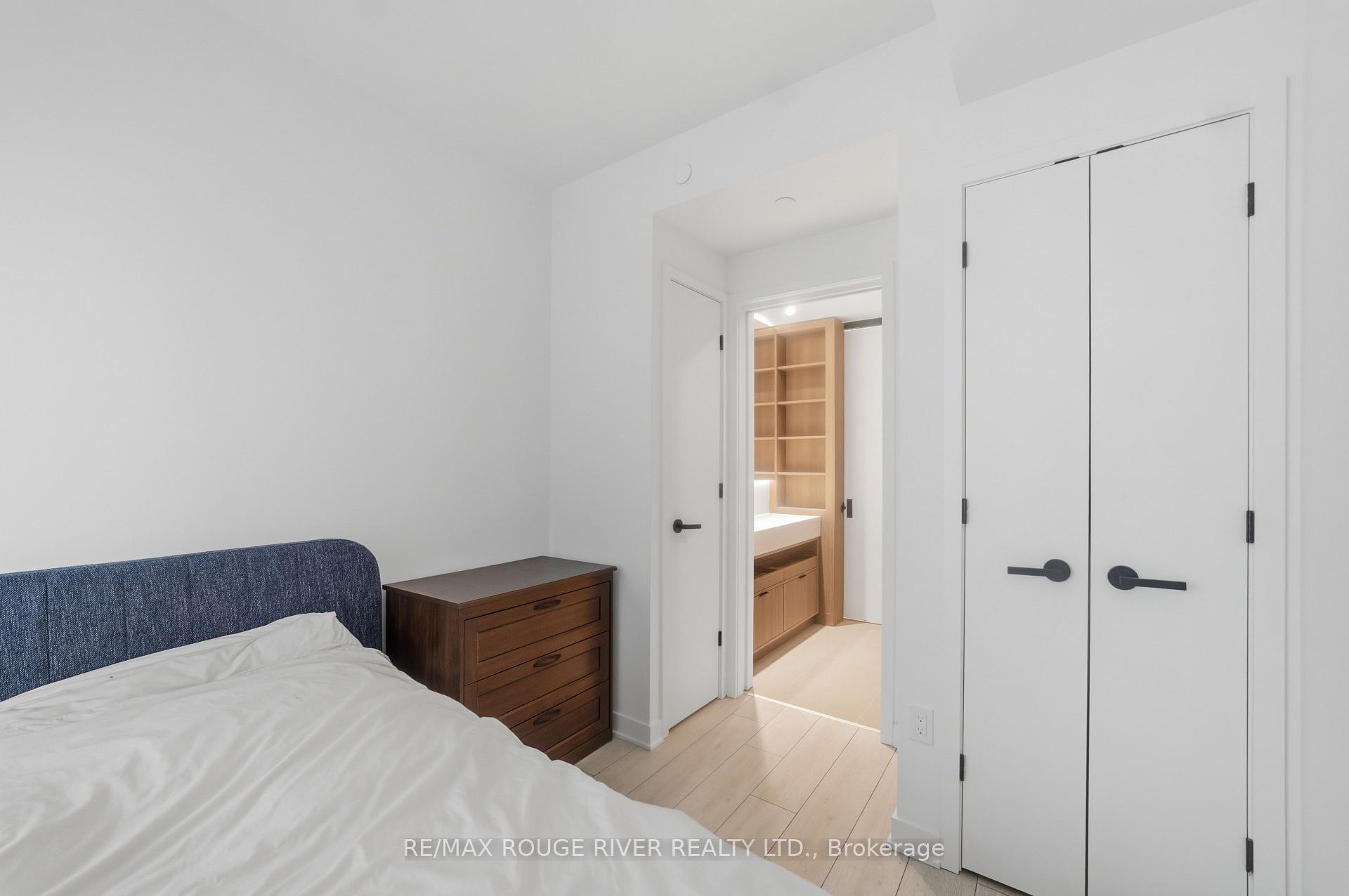 Photo 14 of Unit 3808, 55 Charles Street E, Toronto, Church-Yonge Corridor — HOMEH