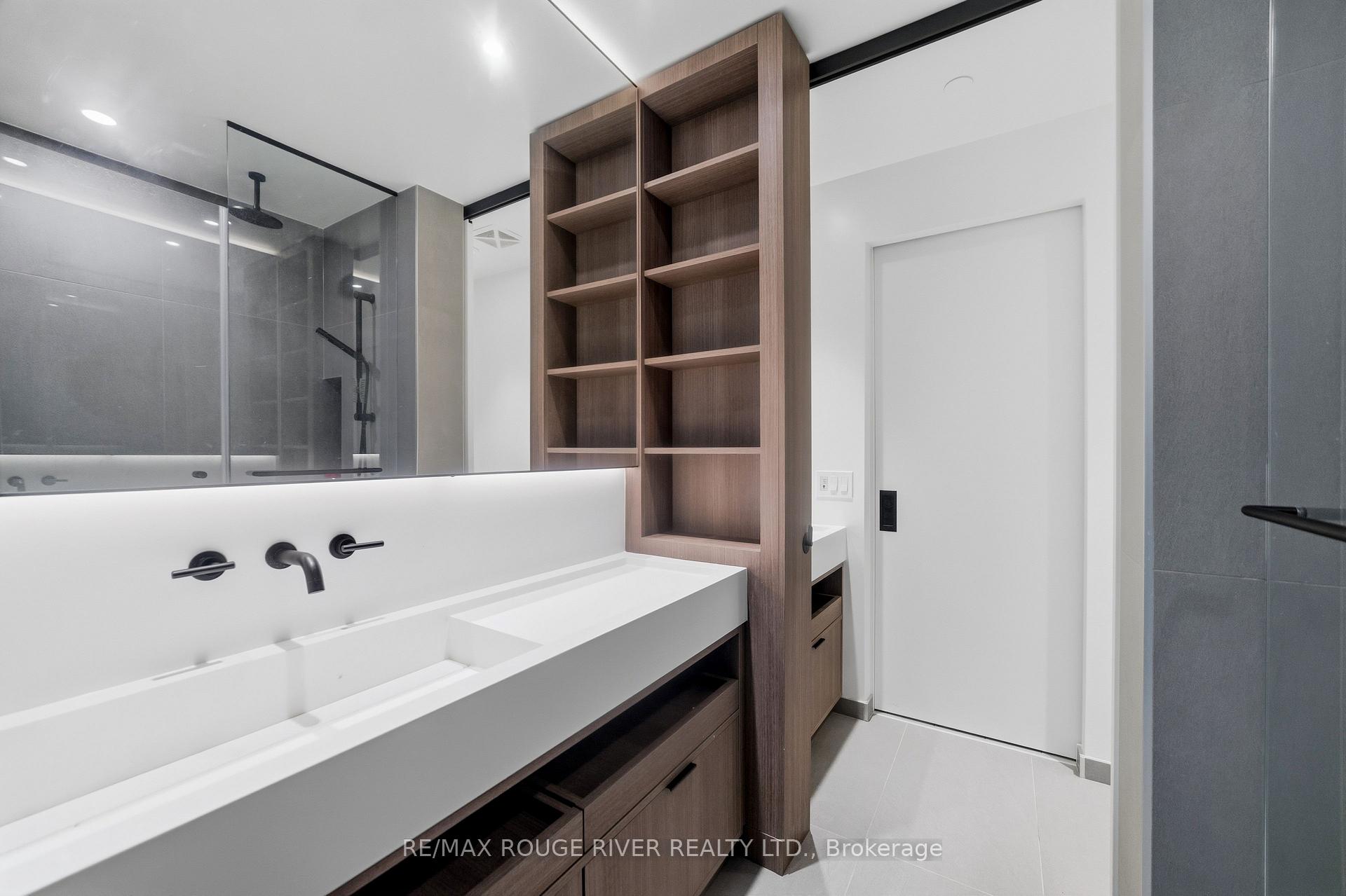 Photo 17 of Unit 3808, 55 Charles Street E, Toronto, Church-Yonge Corridor — HOMEH