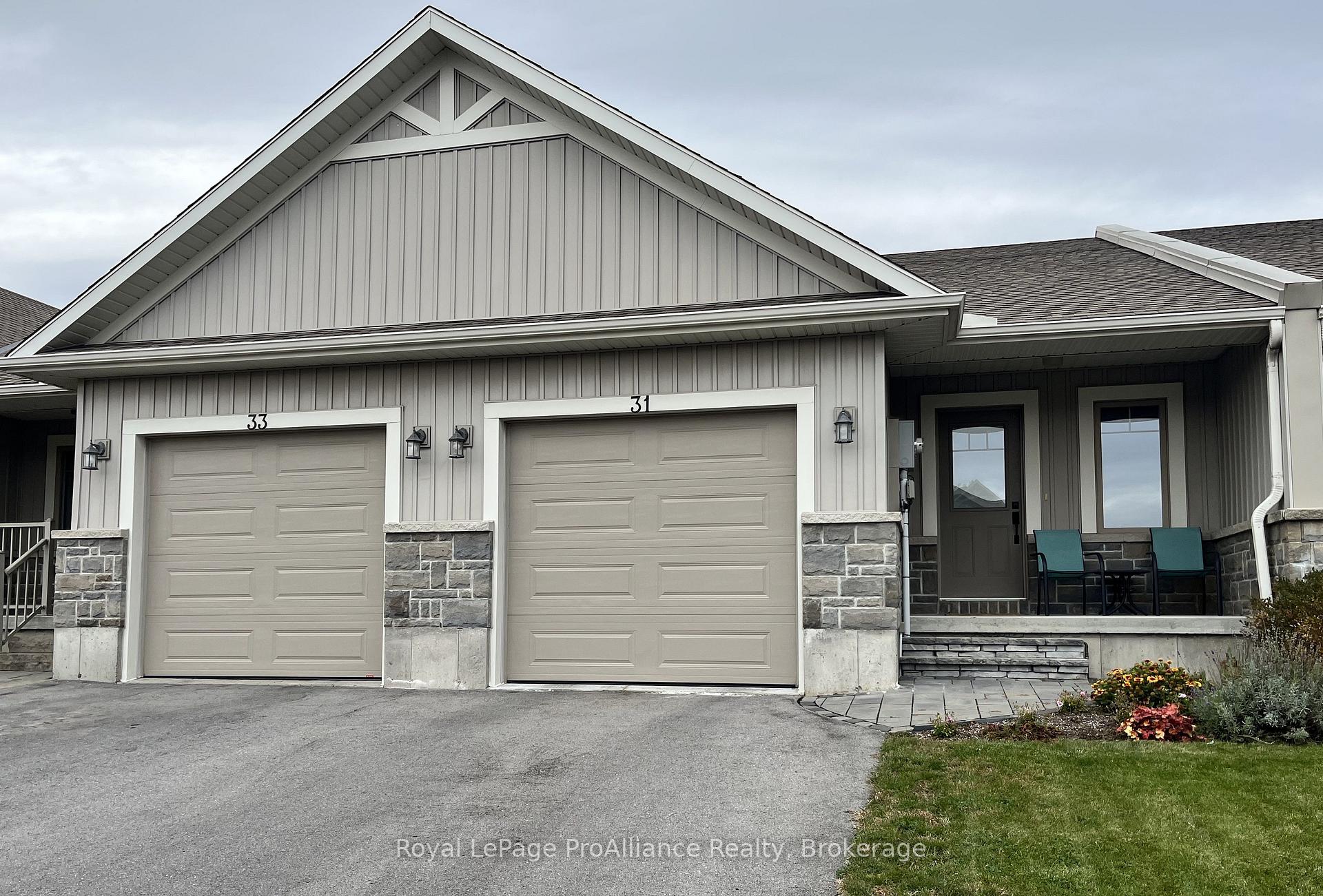 Photo 2 of 31 Chinook Street, Belleville, Belleville Ward — HOMEH
