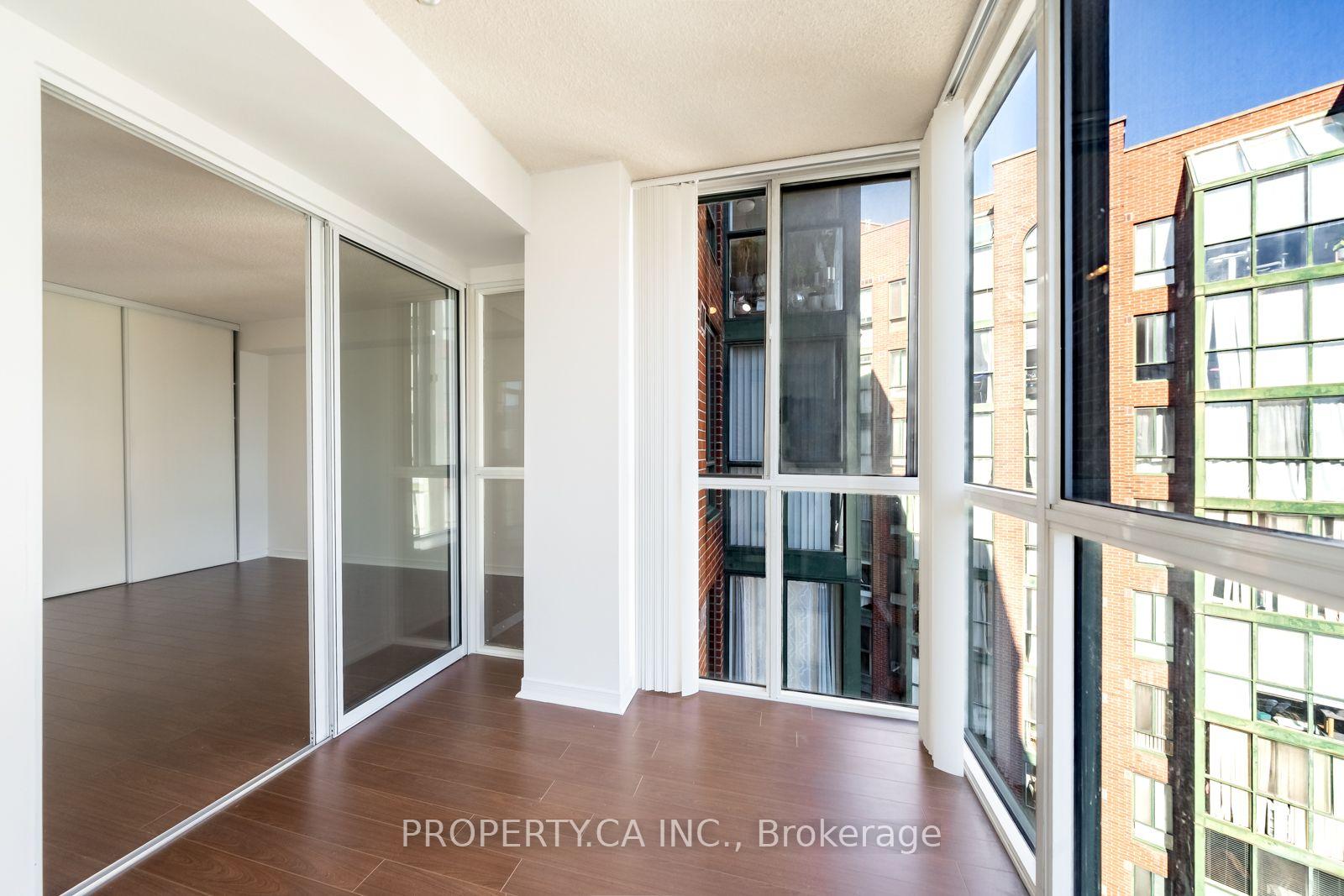 Photo 7 of Unit 1004, 801 King Street W, Toronto, Niagara — HOMEH