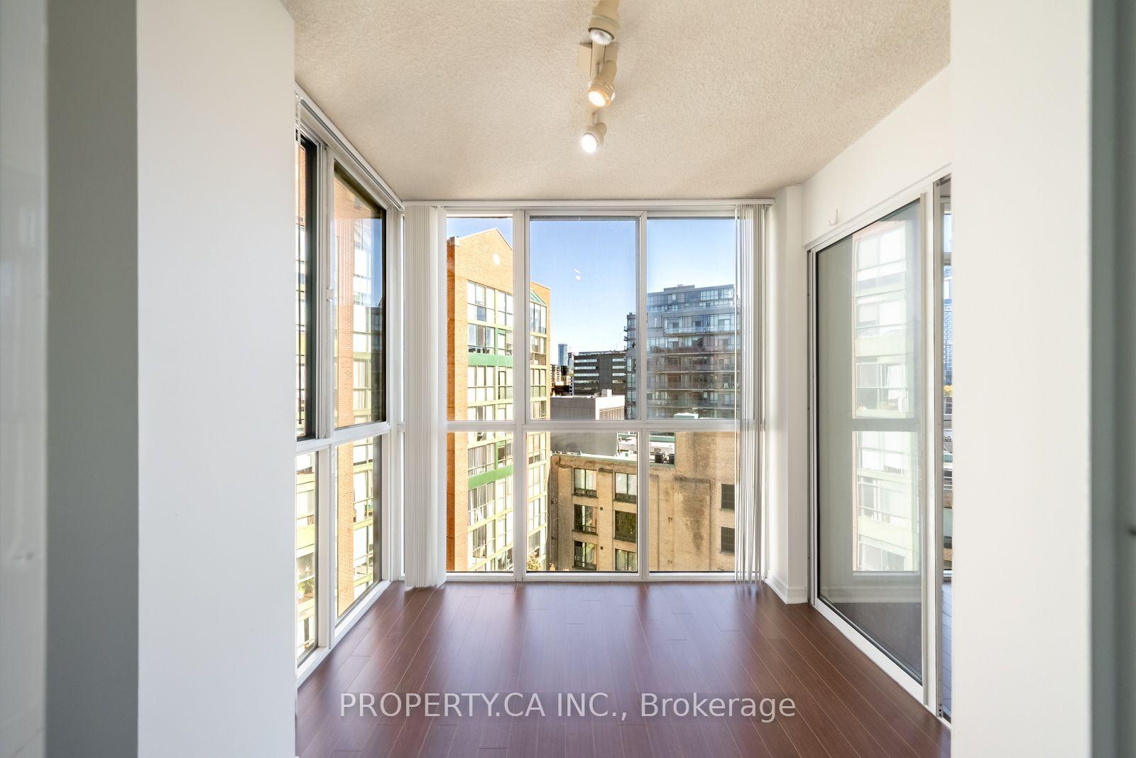 Photo 8 of Unit 1004, 801 King Street W, Toronto, Niagara — HOMEH