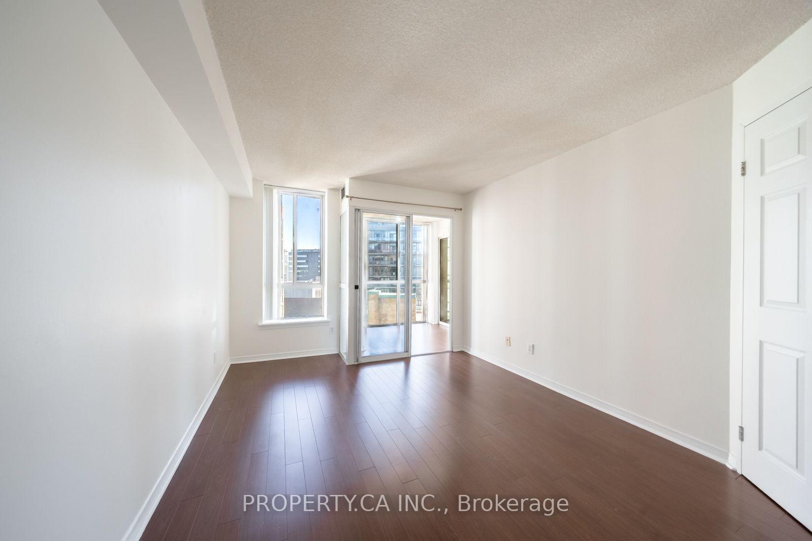 Photo 10 of Unit 1004, 801 King Street W, Toronto, Niagara — HOMEH