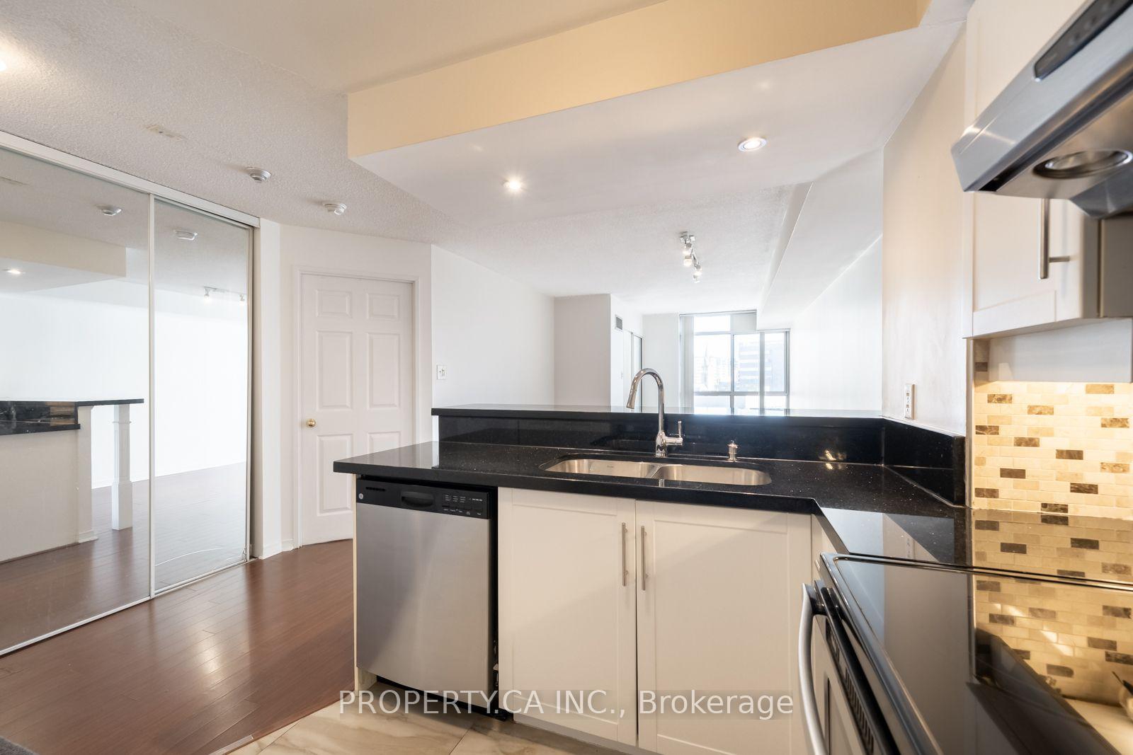 Photo 20 of Unit 1004, 801 King Street W, Toronto, Niagara — HOMEH