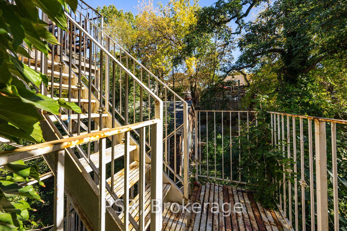 Photo 20 of Unit 2B, 483 Parkside Drive, Toronto, High Park-Swansea — HOMEH