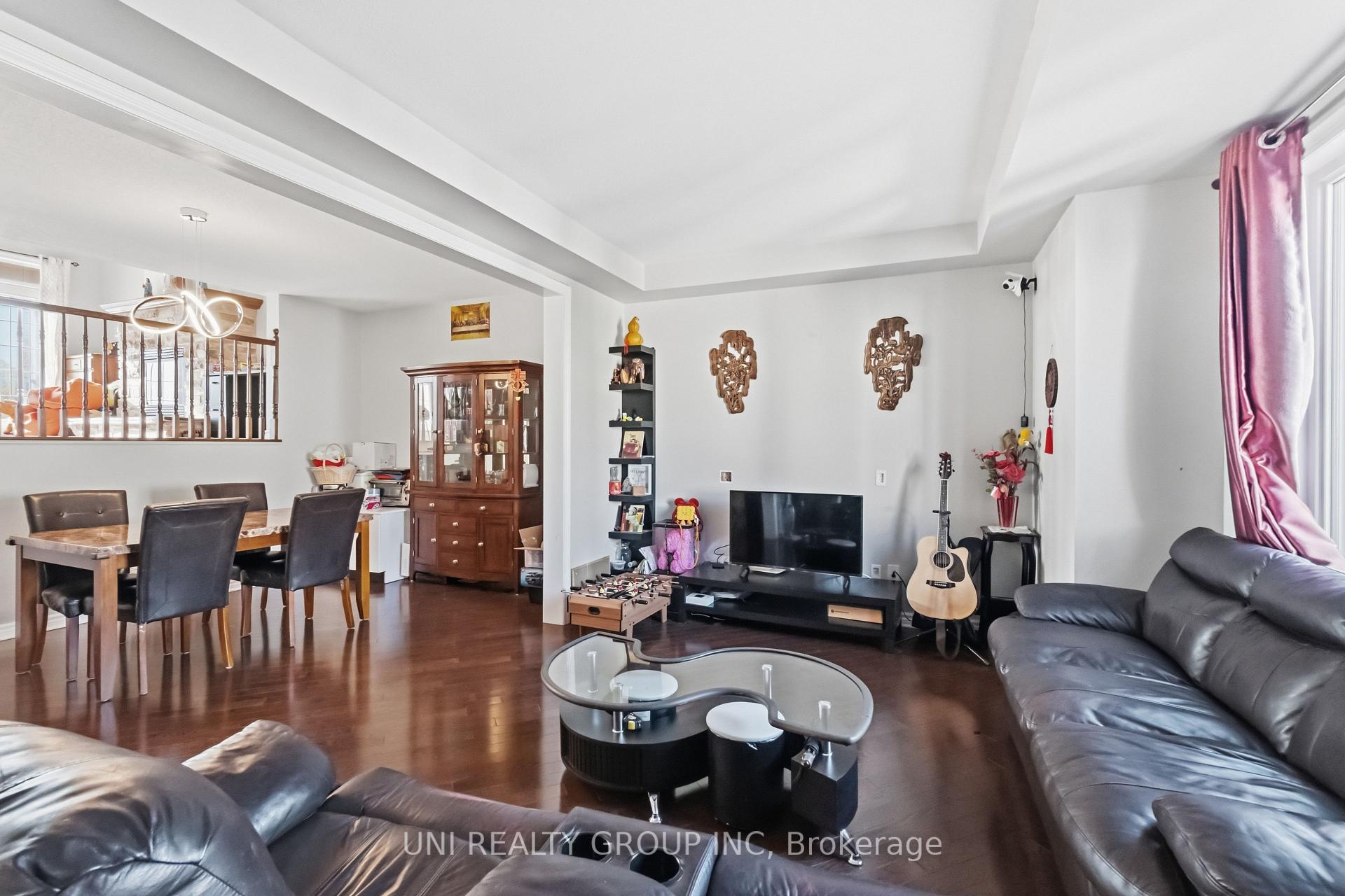 Photo 7 of 2506 Stone Cove Crescent, Ottawa, Barrhaven - Half Moon Bay — HOMEH