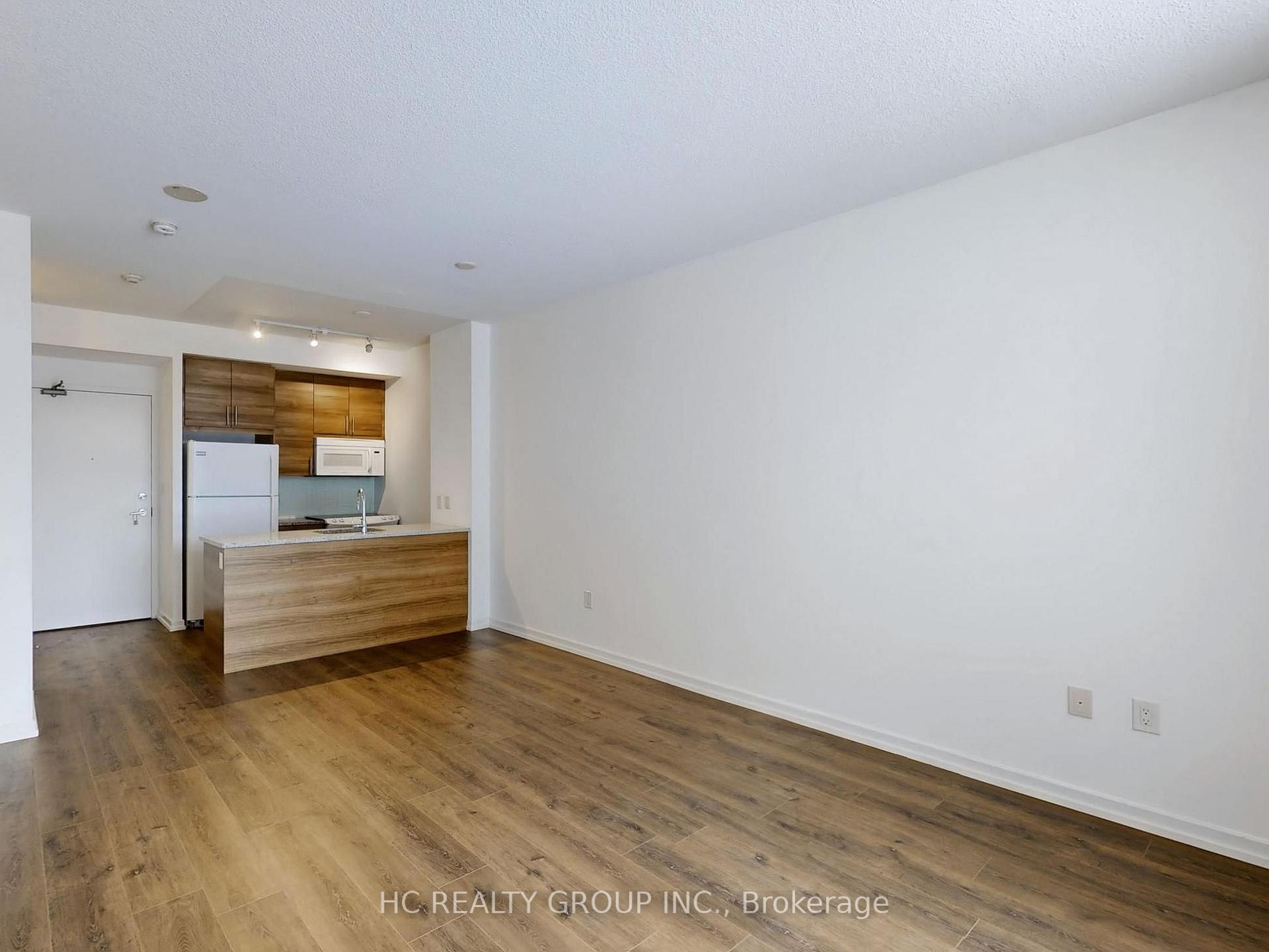 Photo 4 of Unit 229, 70 Forest Manor Road, North York, Henry Farm — HOMEH