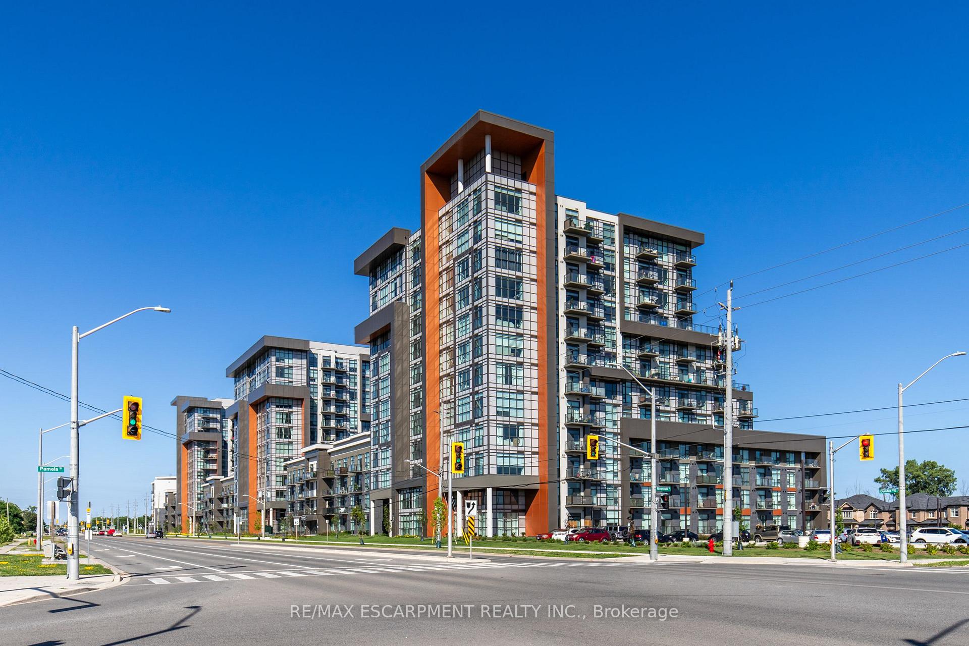 Photo 1 of Unit 416, 450 Dundas Street E, Hamilton, Waterdown — HOMEH