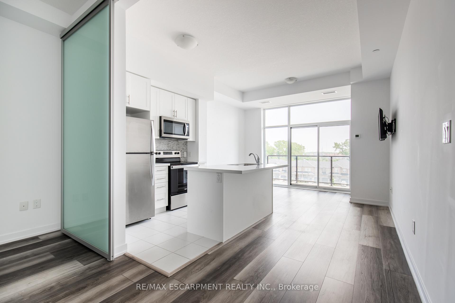 Photo 9 of Unit 416, 450 Dundas Street E, Hamilton, Waterdown — HOMEH