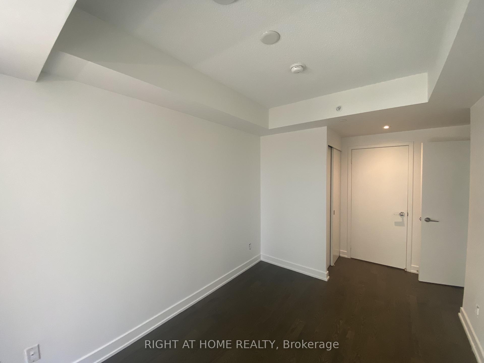 Photo 8 of Unit 6, 25 Richmond Street E, Toronto, Church-Yonge Corridor — HOMEH