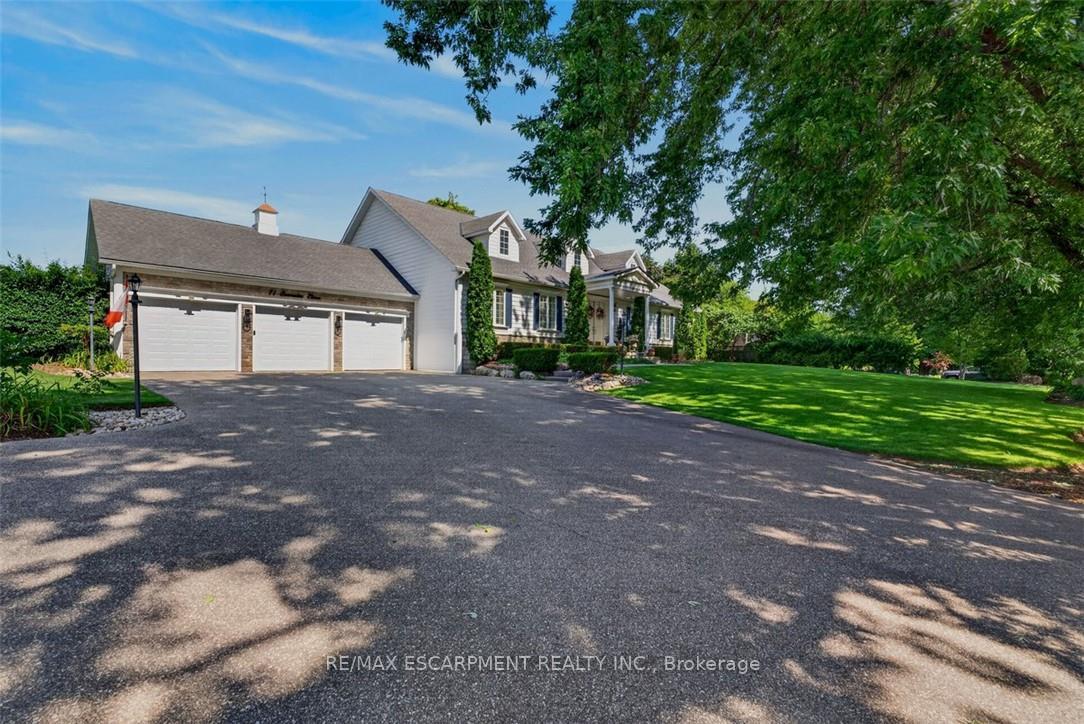 Photo 3 of 71 Concession 11 Road E, Hamilton, Rural Flamborough — HOMEH