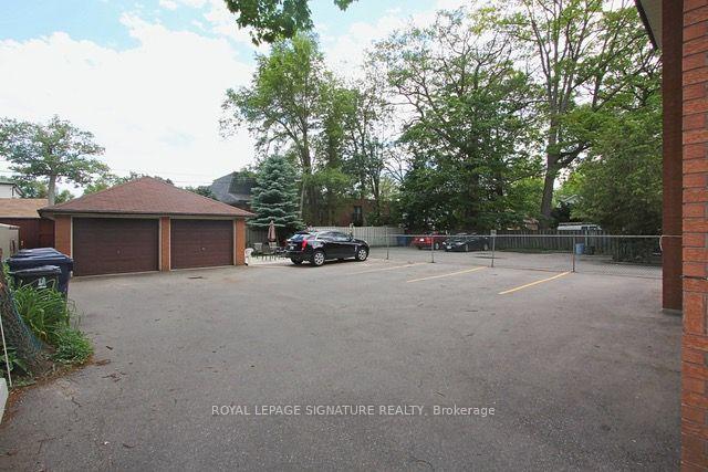 Photo 2 of Unit 3, 31 Marina Avenue, Etobicoke, Long Branch — HOMEH