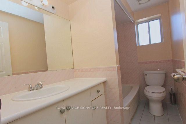 Photo 13 of Unit 3, 31 Marina Avenue, Etobicoke, Long Branch — HOMEH