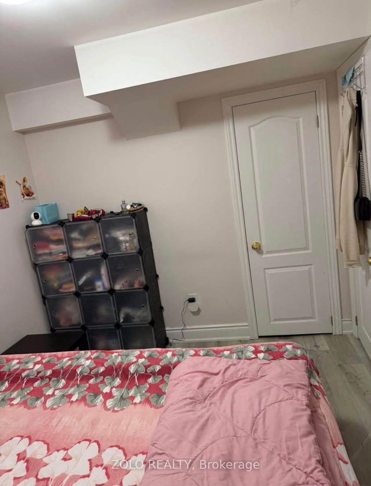 Photo 4 of 62 Tanasi Road, Brampton, Credit Valley — HOMEH