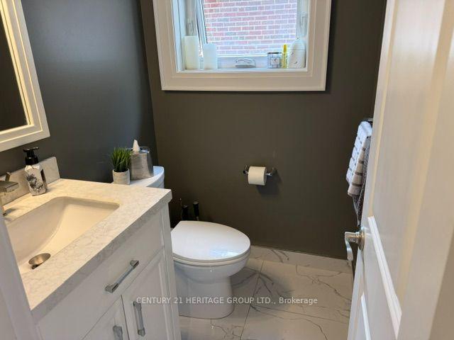 Photo 10 of 229 Maxwell Street, North York, Bathurst Manor — HOMEH