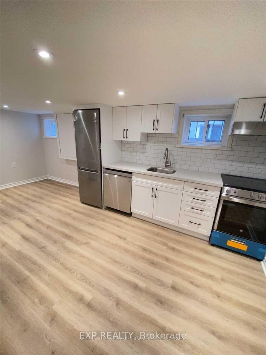 Photo 3 of Unit Lower, 27 Snider Avenue, North York, Briar Hill-Belgravia — HOMEH