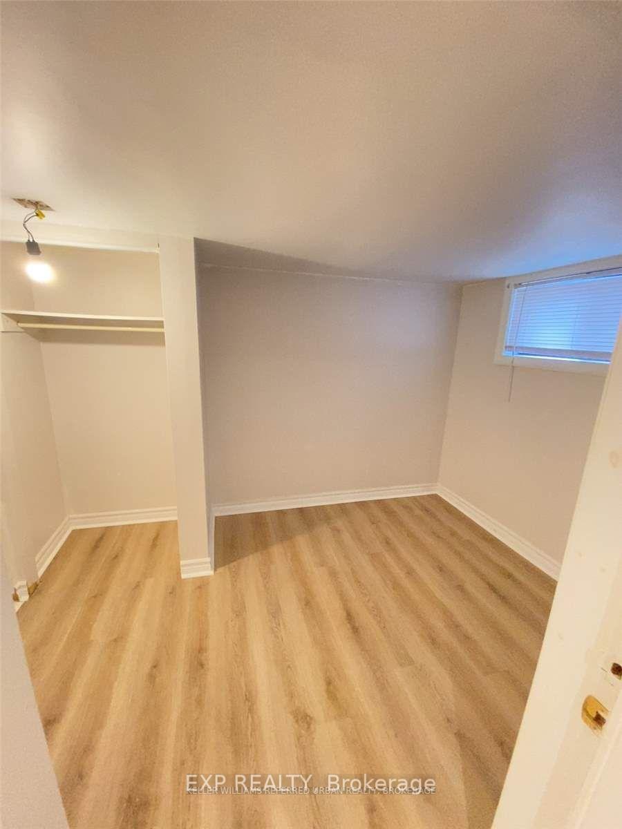 Photo 15 of Unit Lower, 27 Snider Avenue, North York, Briar Hill-Belgravia — HOMEH