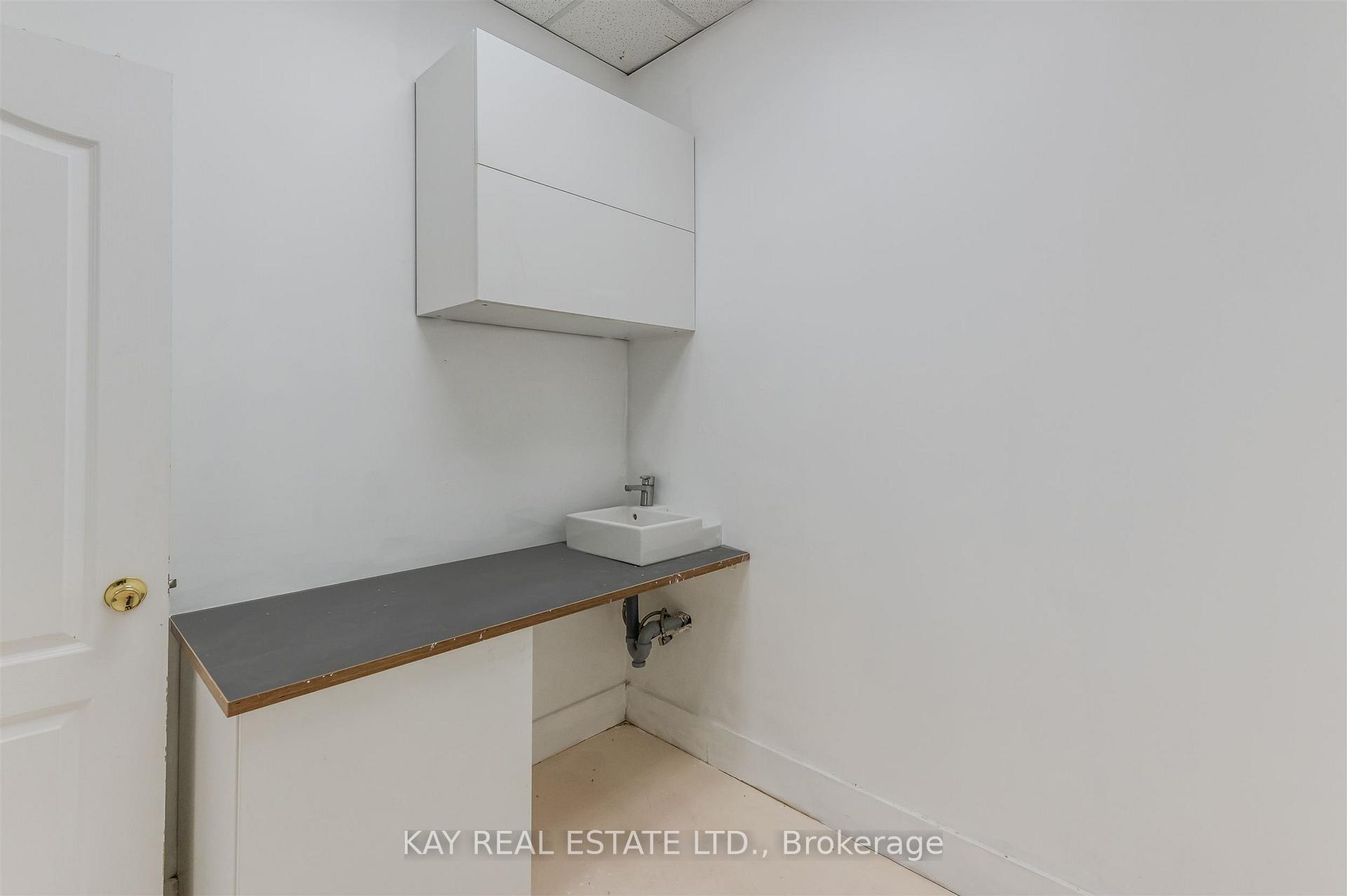 Photo 20 of 1394 Gerrard Street E, Toronto, Greenwood-Coxwell — HOMEH