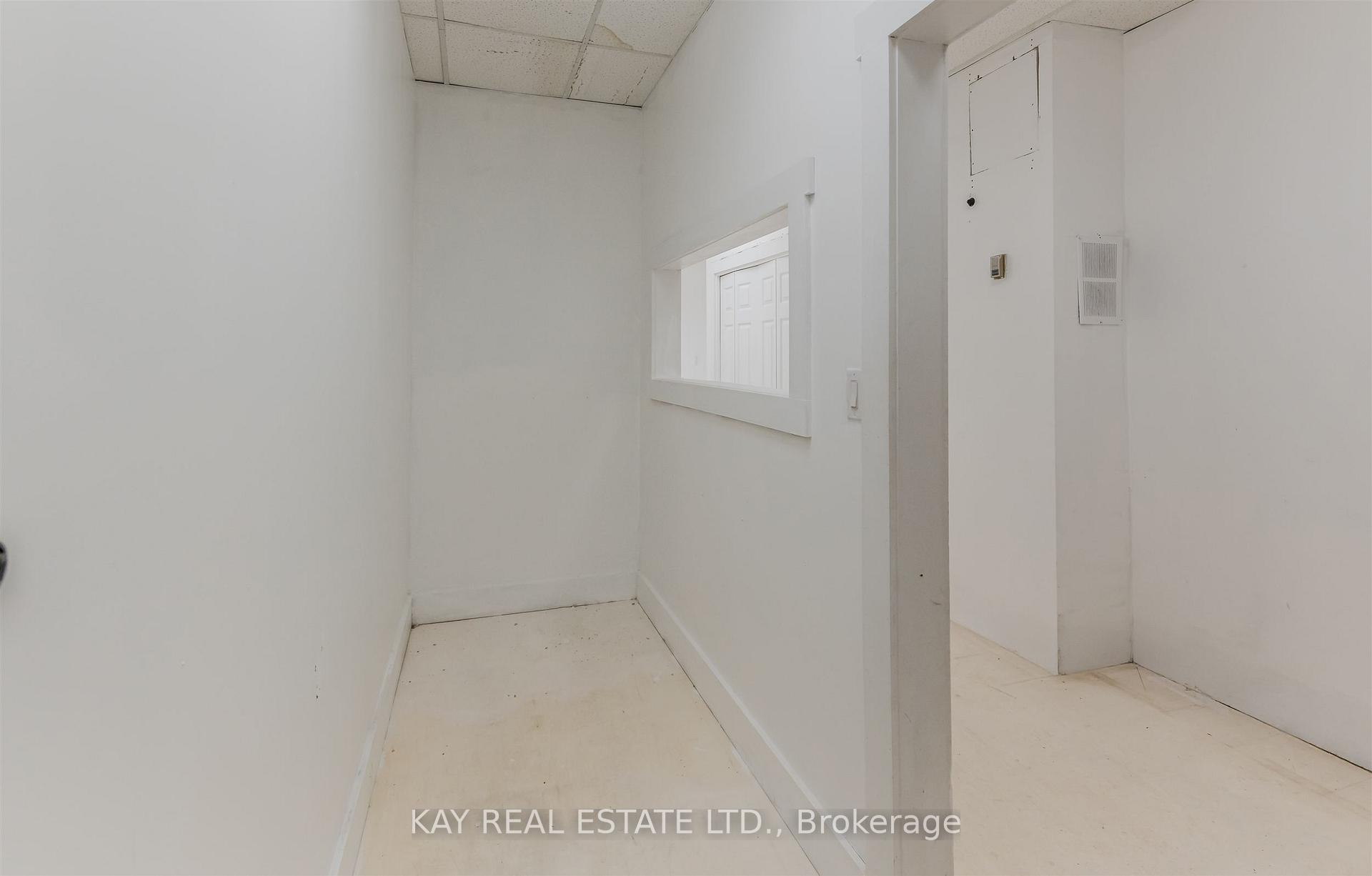 Photo 24 of 1394 Gerrard Street E, Toronto, Greenwood-Coxwell — HOMEH