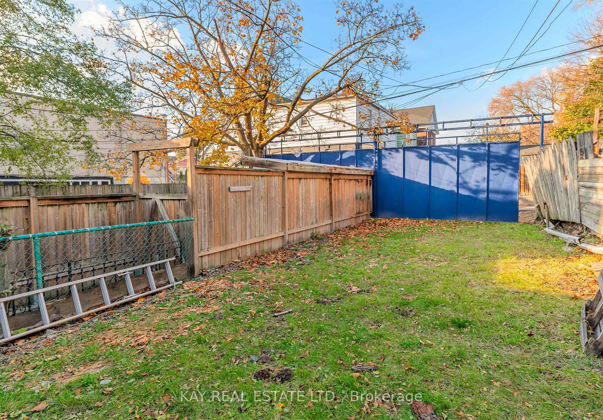 Photo 32 of 1394 Gerrard Street E, Toronto, Greenwood-Coxwell — HOMEH