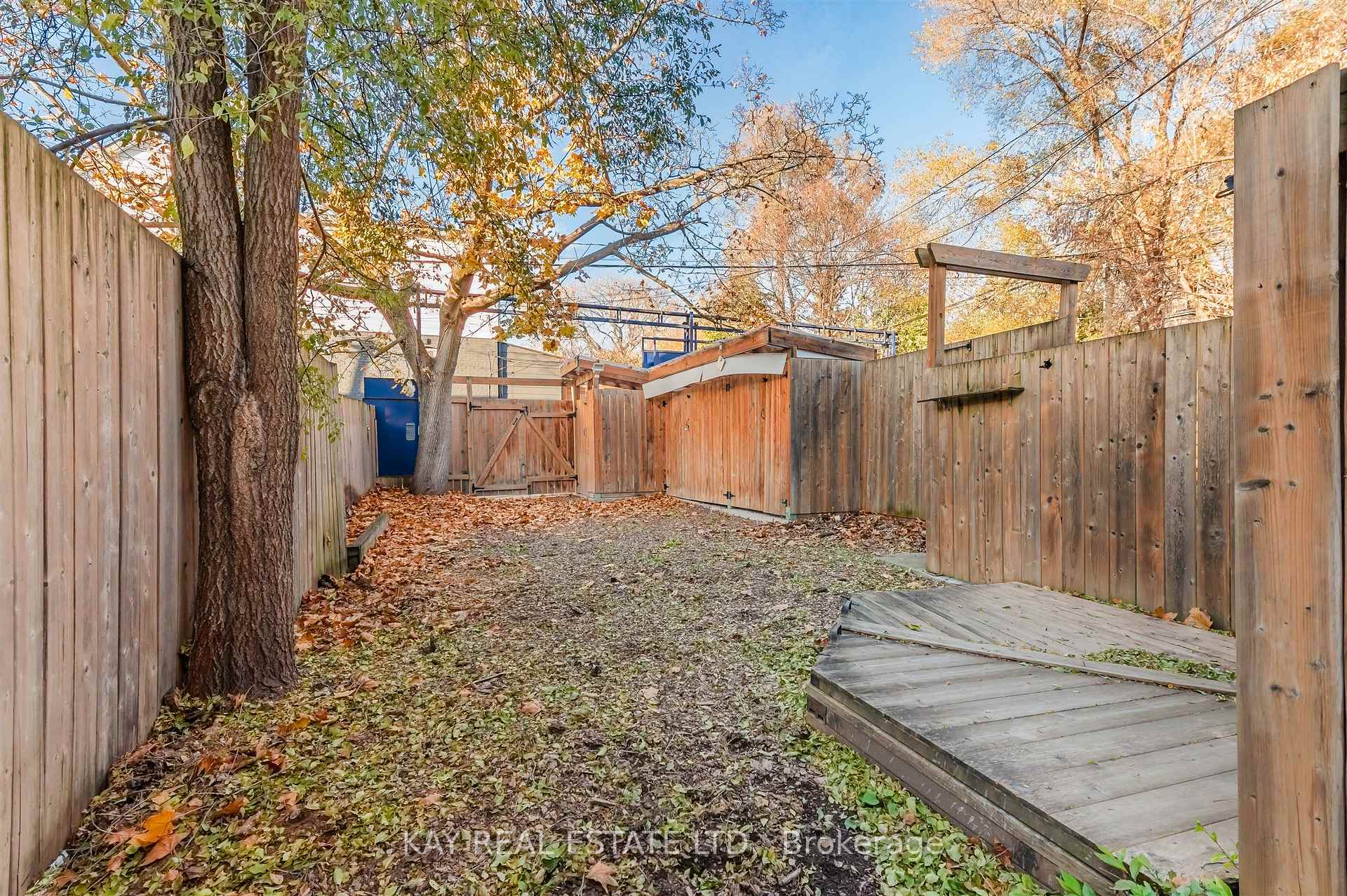 Photo 34 of 1394 Gerrard Street E, Toronto, Greenwood-Coxwell — HOMEH