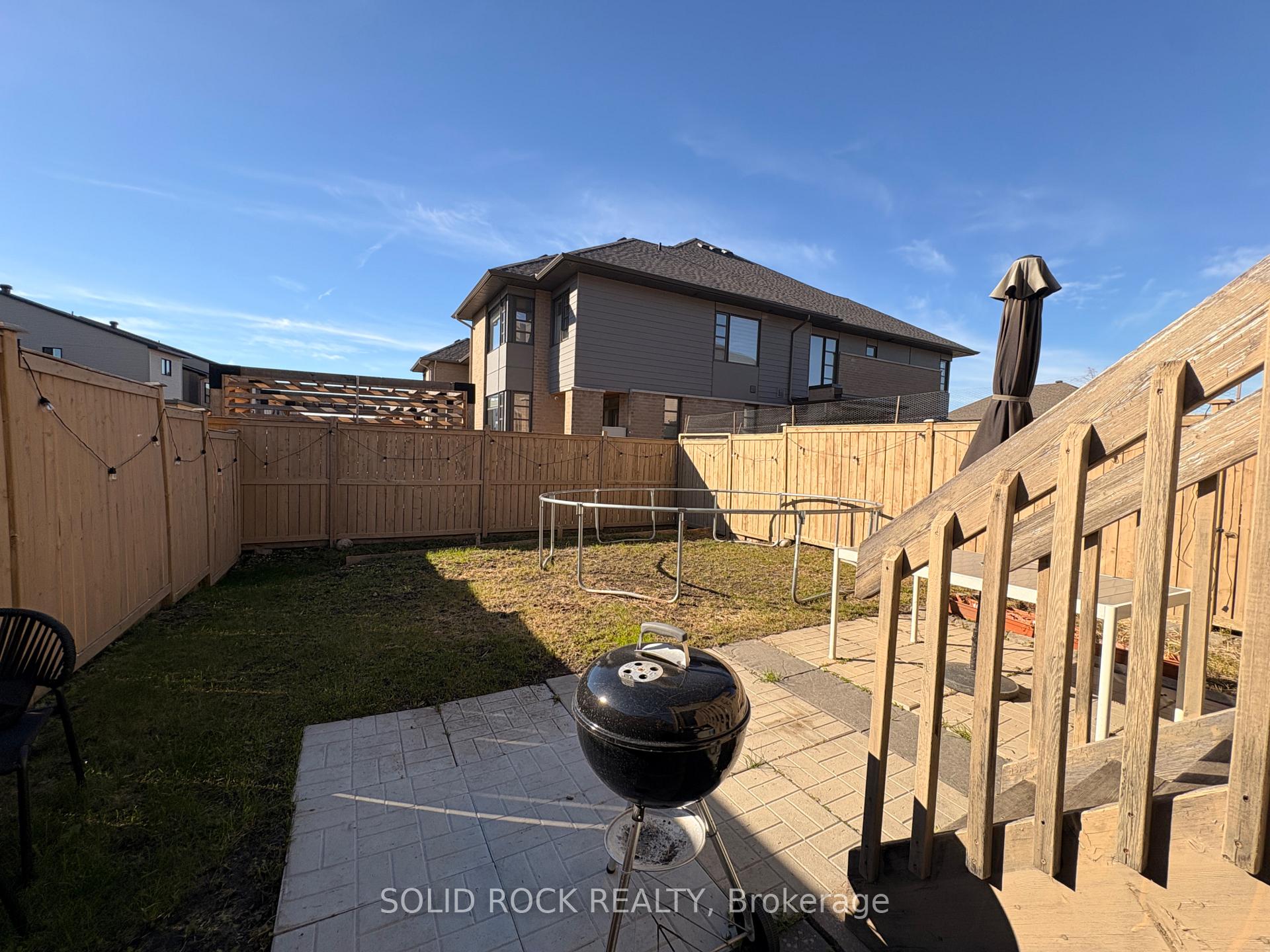 Photo 15 of 506 Stargazer Crescent, Ottawa, Riverside South/Gloucester Glen — HOMEH