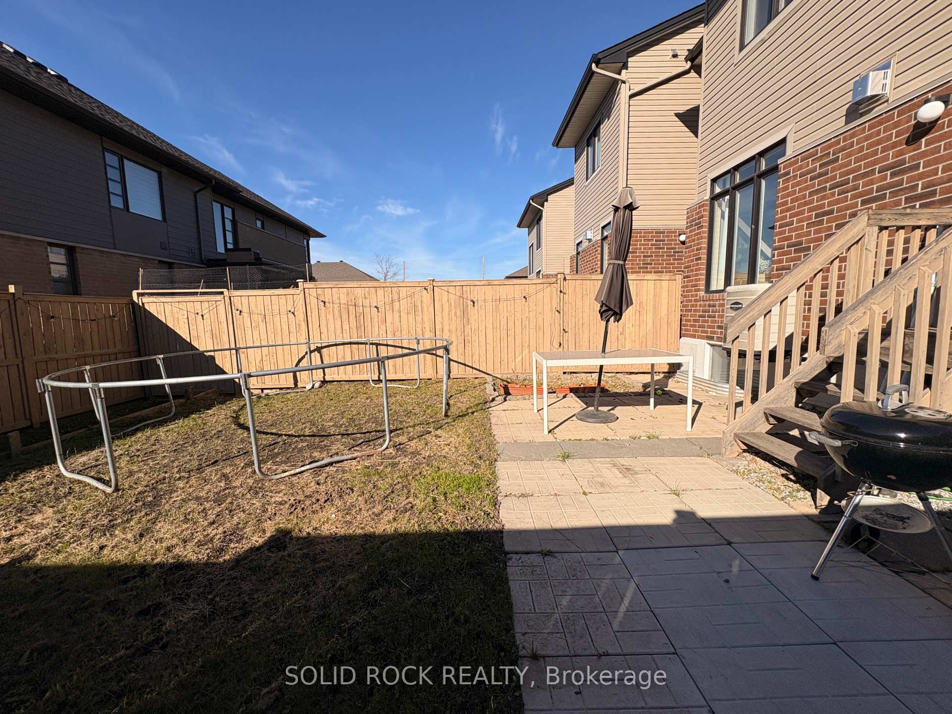 Photo 16 of 506 Stargazer Crescent, Ottawa, Riverside South/Gloucester Glen — HOMEH