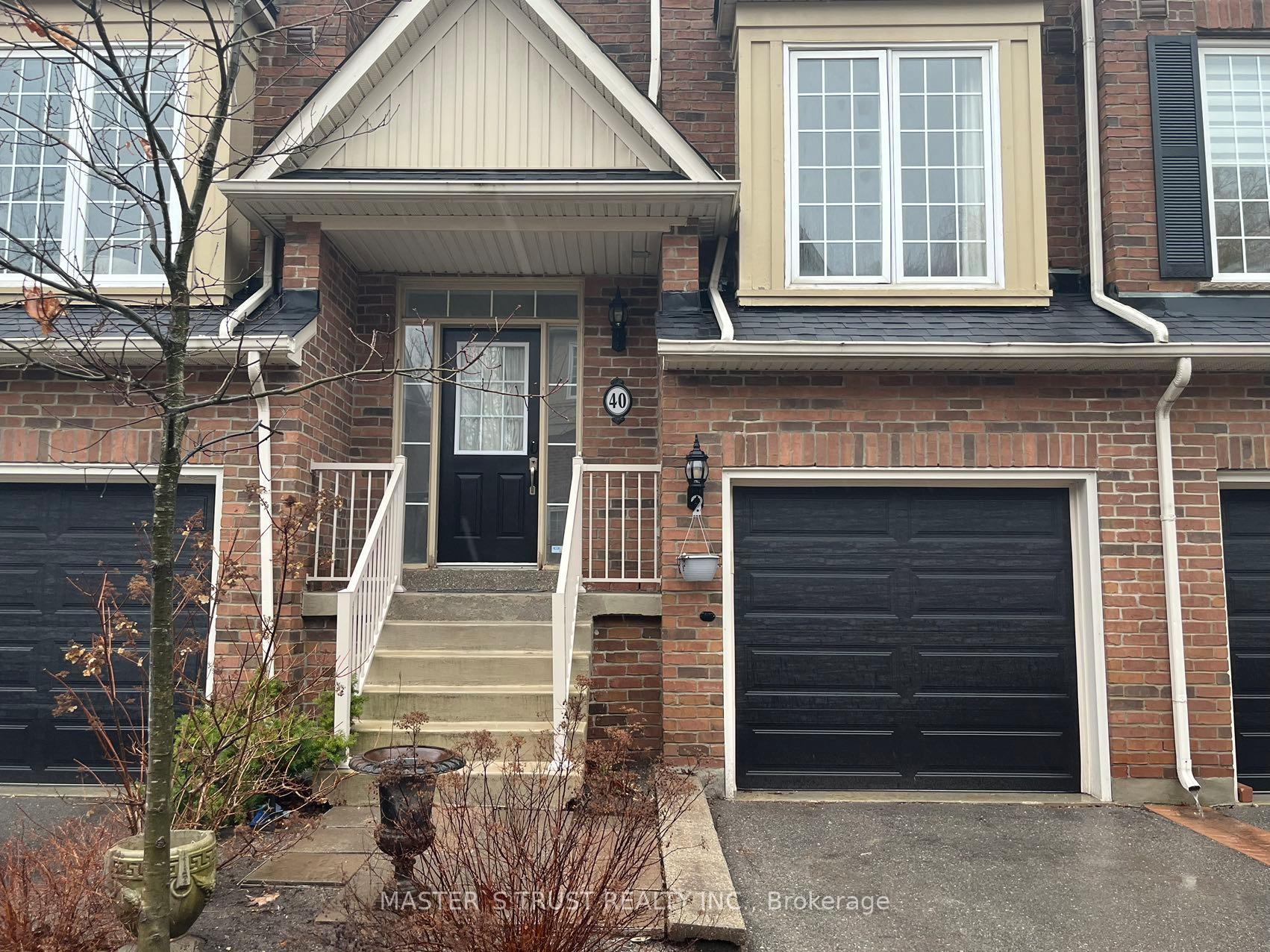 Photo of Unit 40, 100 Elgin Mills Road W