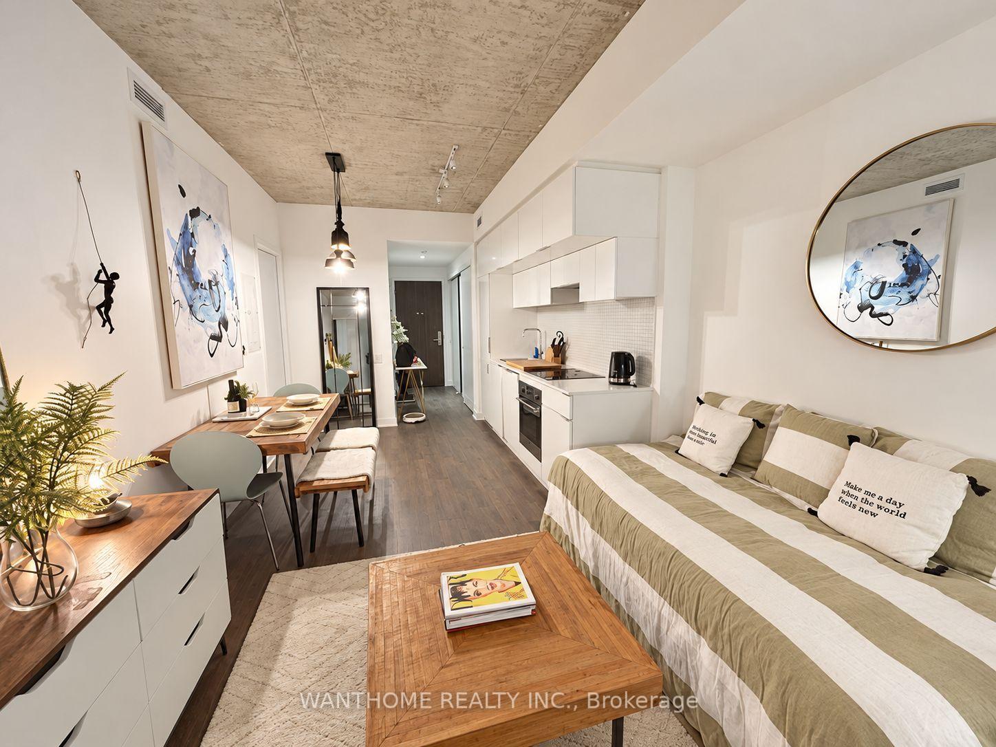 Photo 5 of Unit 1710, 185 Roehampton Avenue S, Toronto, Mount Pleasant West — HOMEH