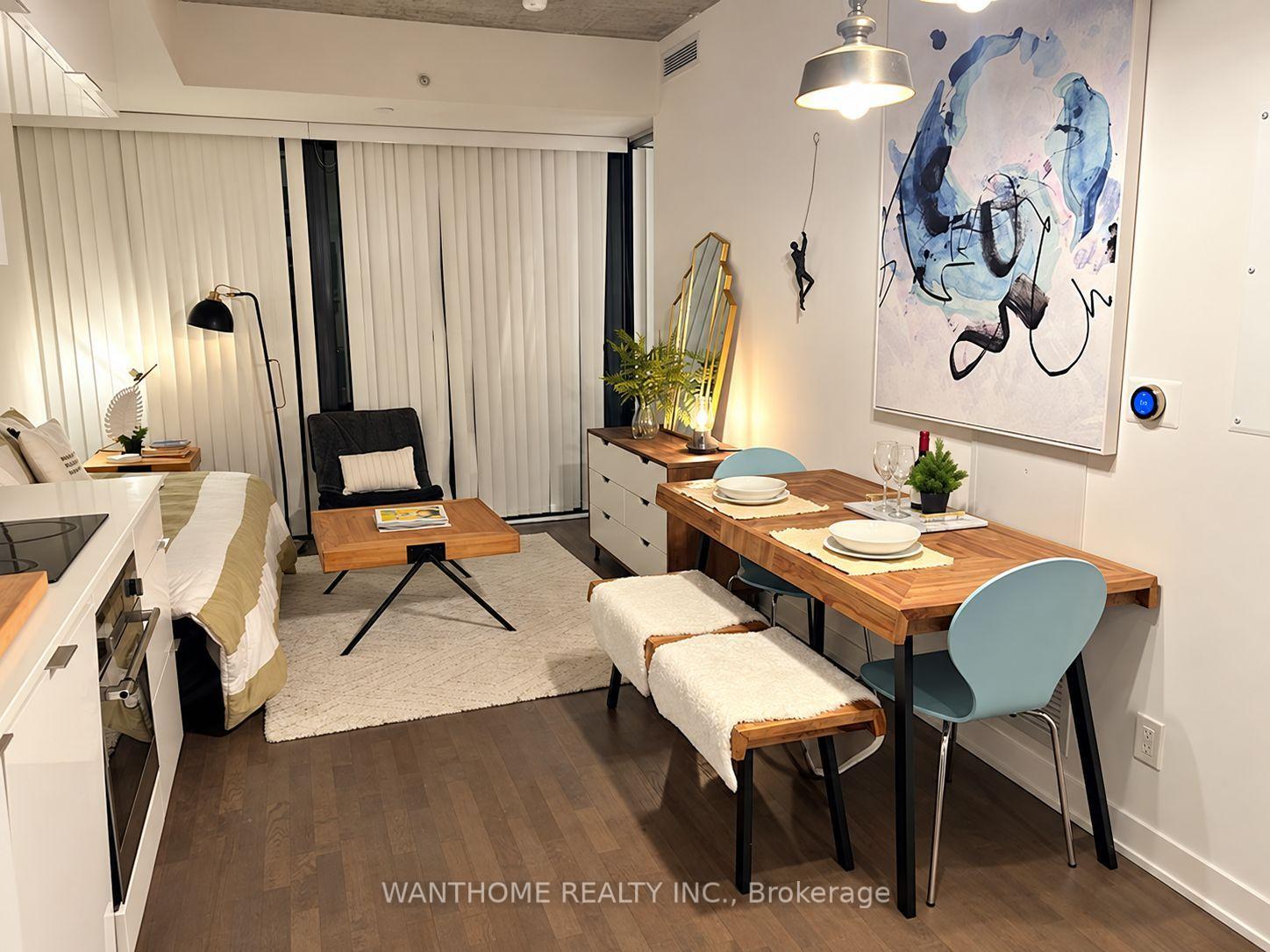 Photo 6 of Unit 1710, 185 Roehampton Avenue S, Toronto, Mount Pleasant West — HOMEH