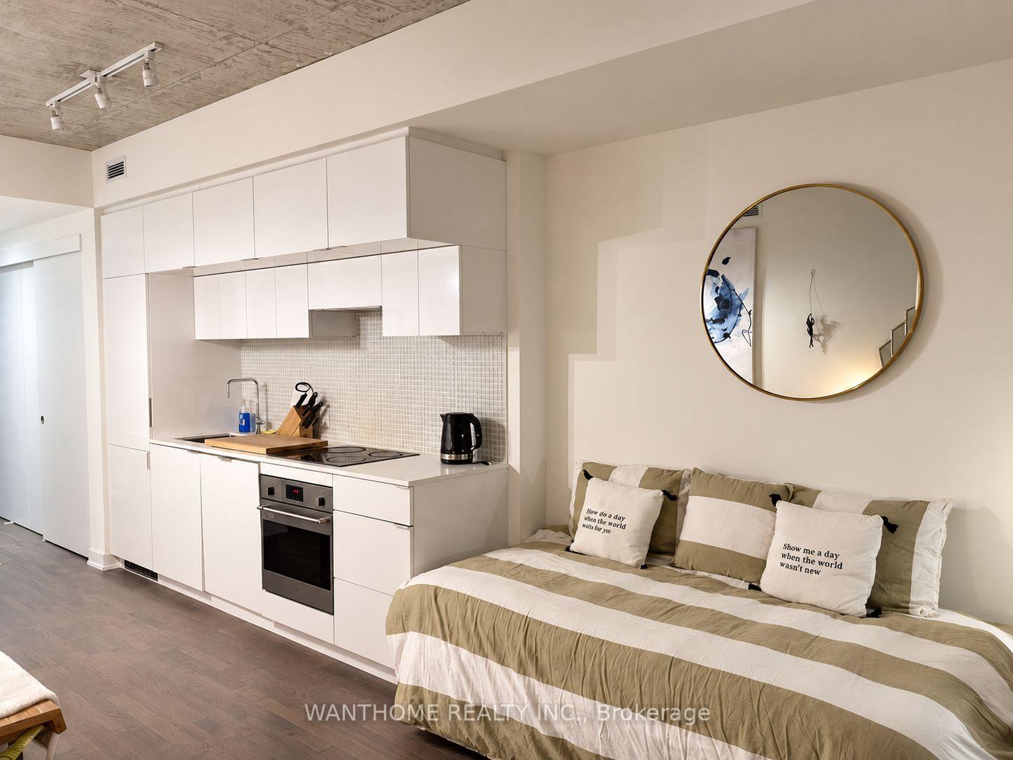 Photo 8 of Unit 1710, 185 Roehampton Avenue S, Toronto, Mount Pleasant West — HOMEH