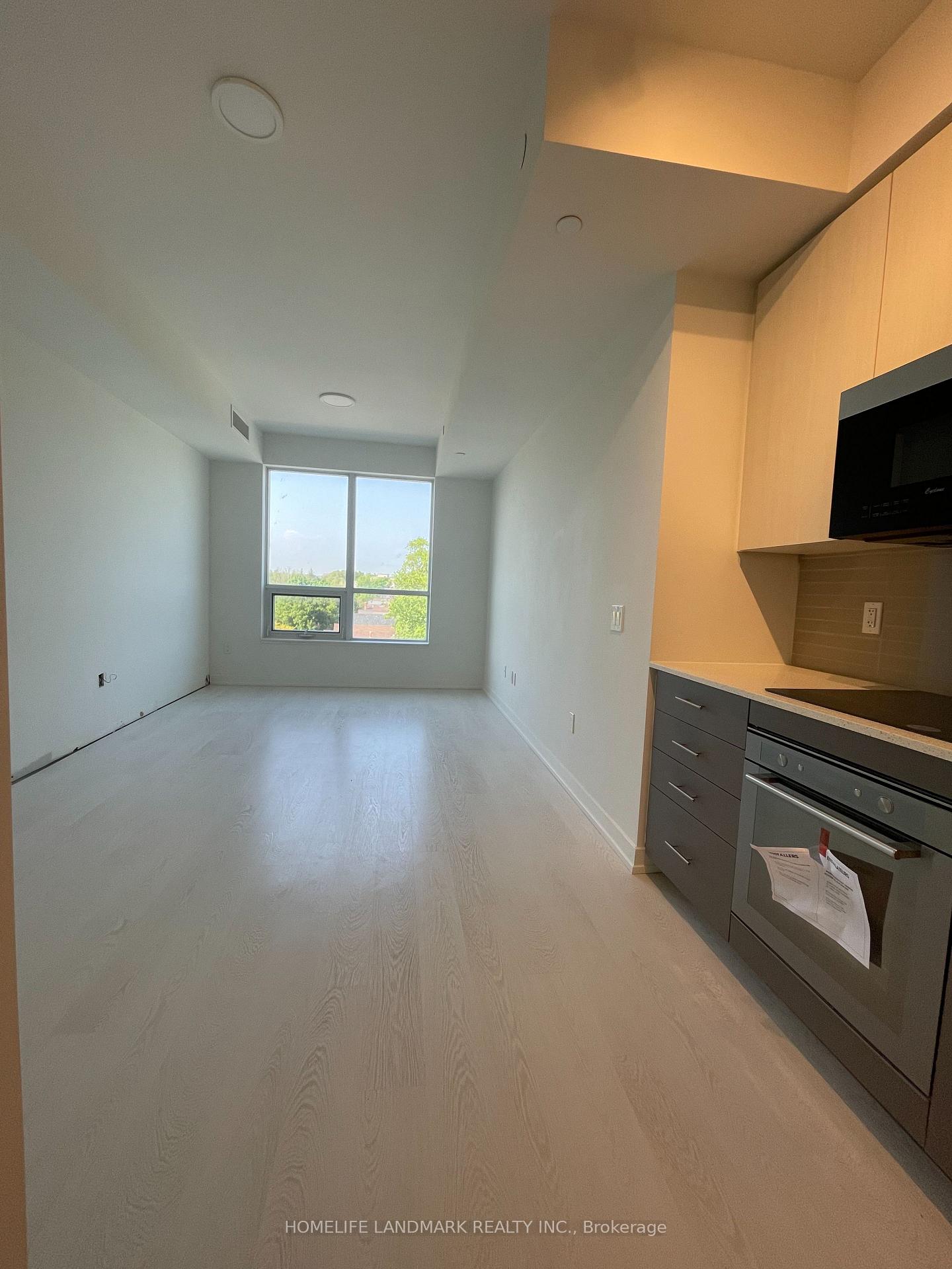 Photo 3 of Unit 617, 415 Main Street W, Hamilton, Kirkendall — HOMEH