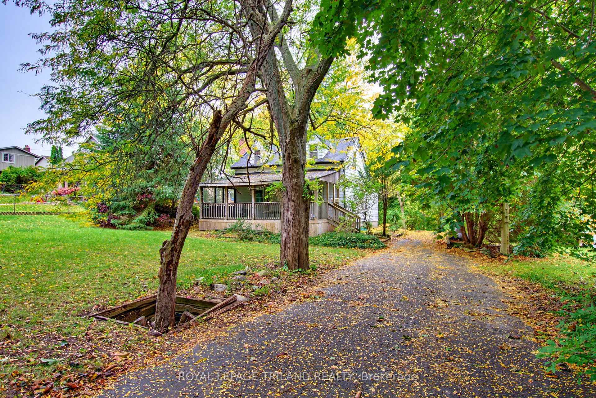 Photo of 585 Boler Road