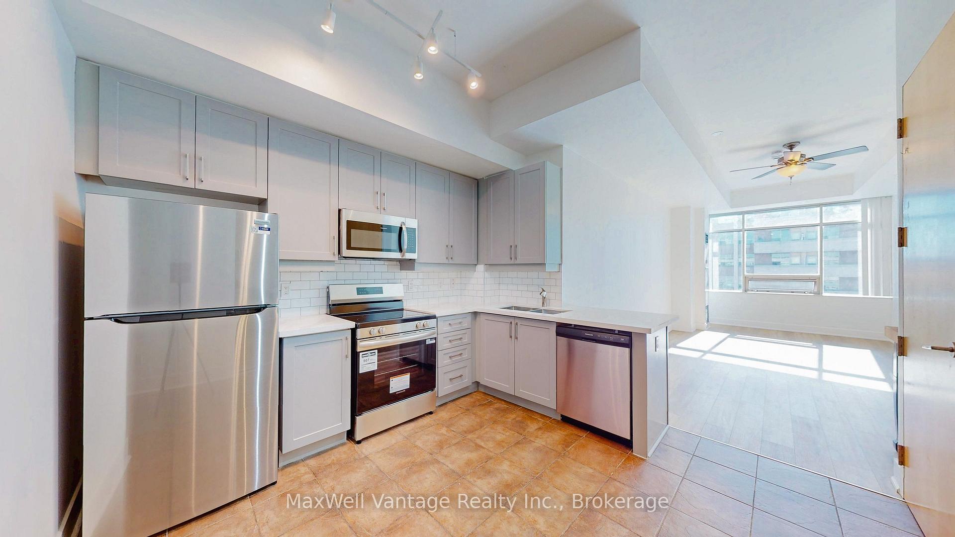 Photo 9 of Unit 403, 562 Eglinton Avenue E, Toronto, Mount Pleasant East — HOMEH