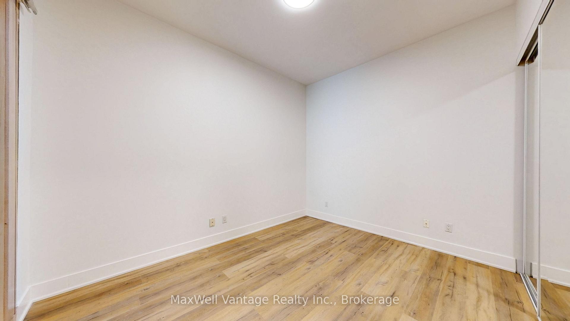 Photo 21 of Unit 403, 562 Eglinton Avenue E, Toronto, Mount Pleasant East — HOMEH