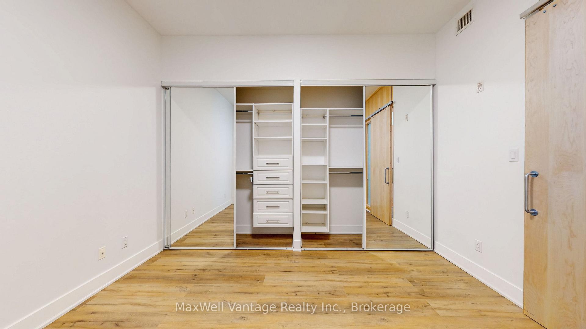 Photo 23 of Unit 403, 562 Eglinton Avenue E, Toronto, Mount Pleasant East — HOMEH