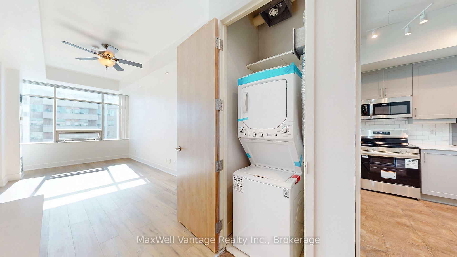 Photo 26 of Unit 403, 562 Eglinton Avenue E, Toronto, Mount Pleasant East — HOMEH