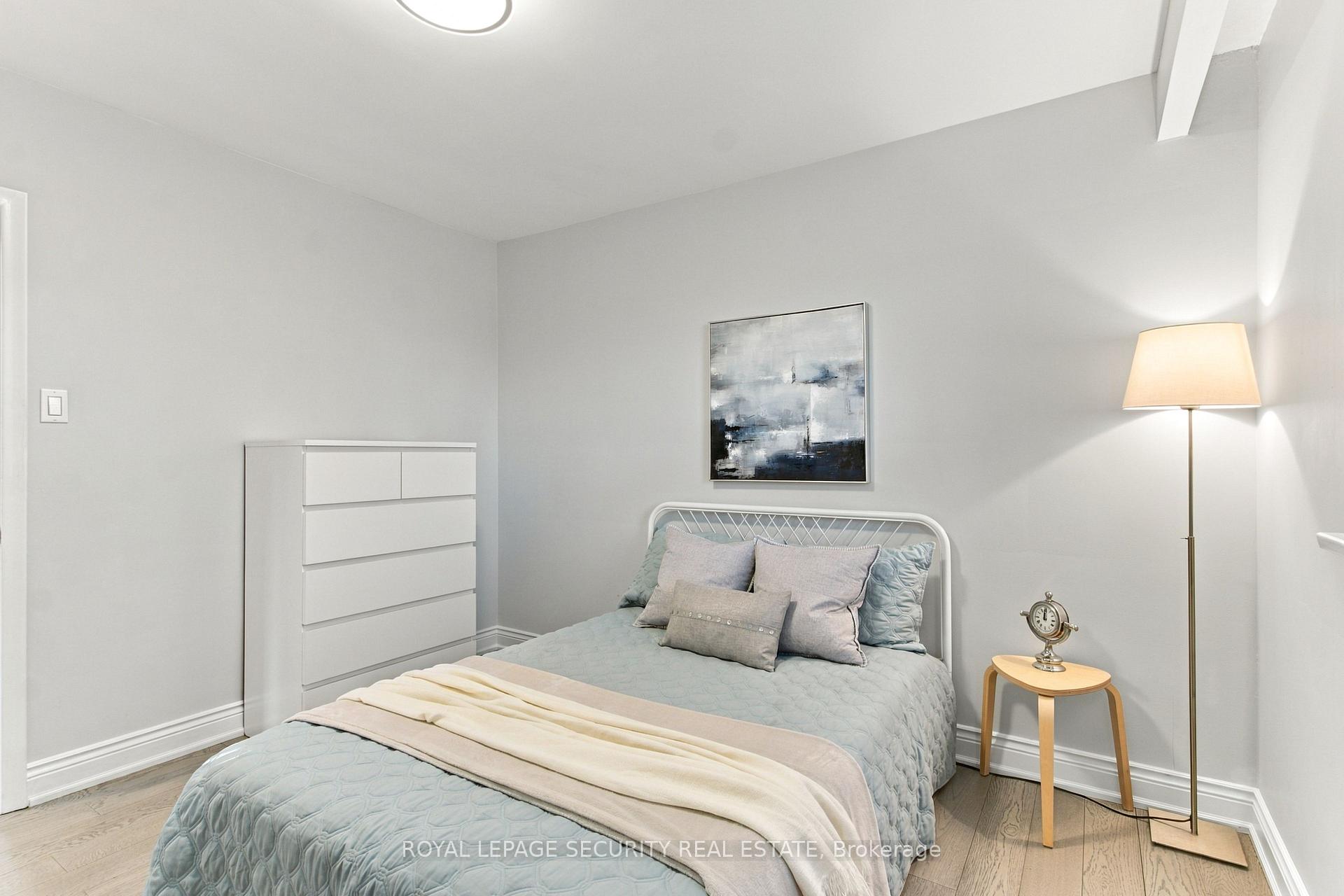 Photo 20 of 6 Tewsely Place, Etobicoke, Willowridge-Martingrove-Richview — HOMEH
