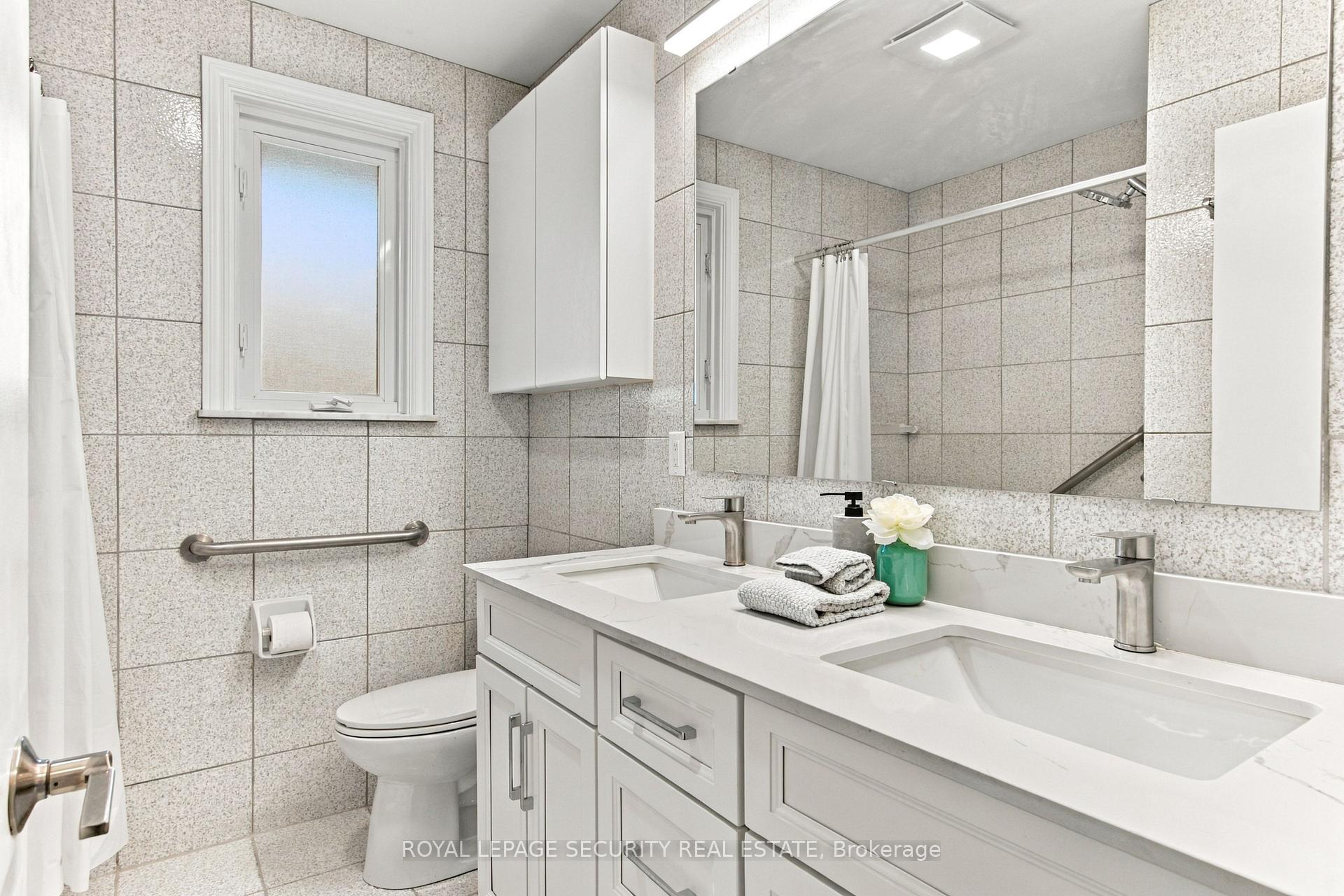 Photo 21 of 6 Tewsely Place, Etobicoke, Willowridge-Martingrove-Richview — HOMEH