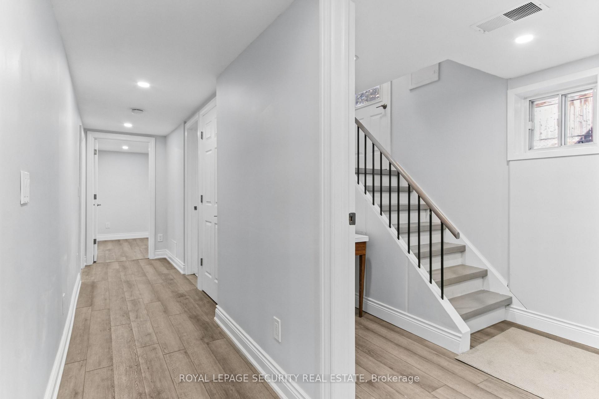 Photo 26 of 6 Tewsely Place, Etobicoke, Willowridge-Martingrove-Richview — HOMEH
