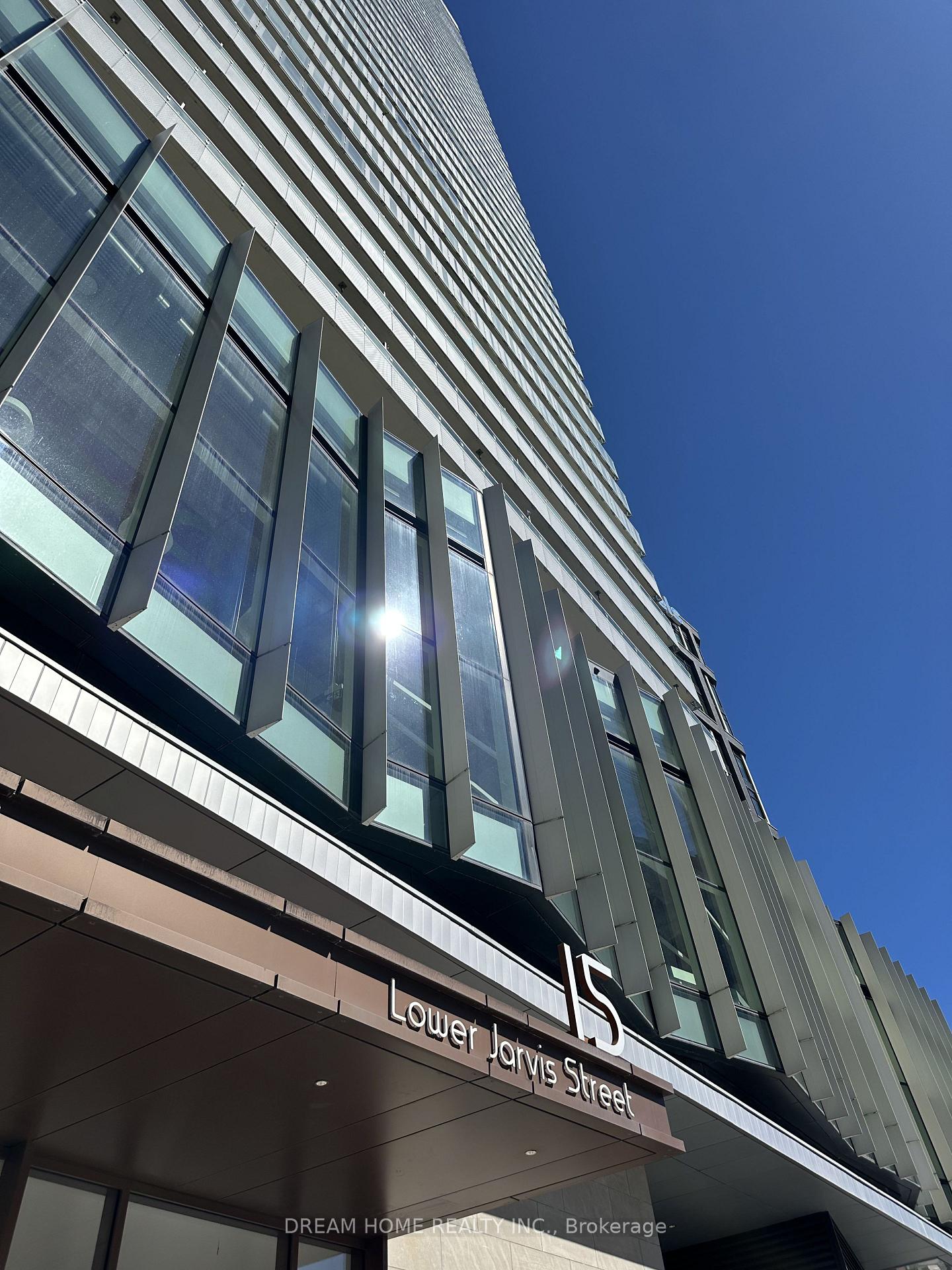 Photo of Unit 808, 15 Lower Jarvis Street