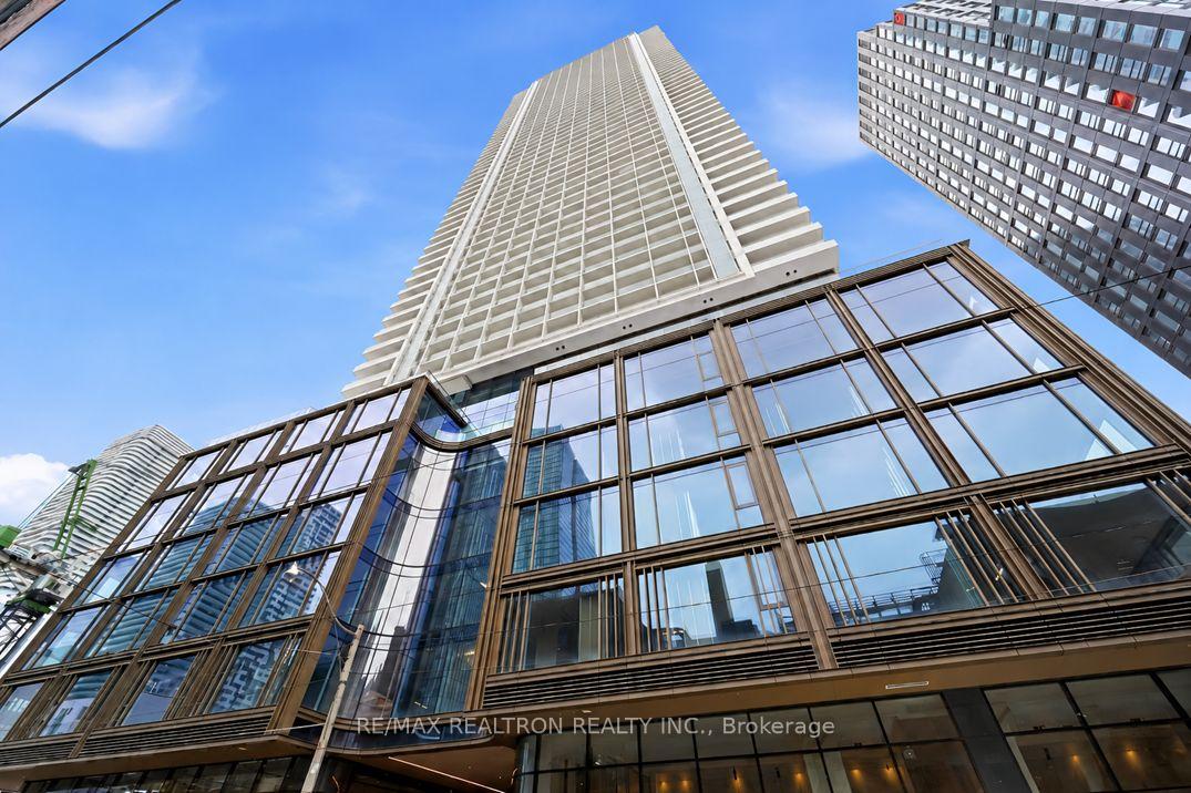 Photo of Unit 4711, 88 Queen Street E