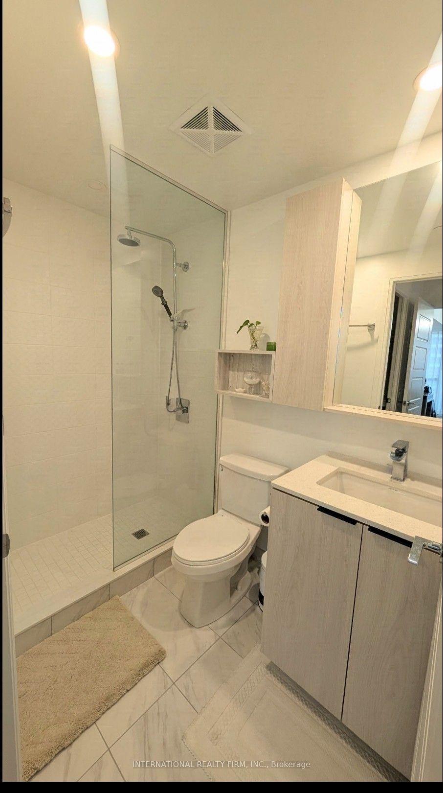 Photo 9 of Unit 809, 65 Annie Craig Drive, Etobicoke, Mimico — HOMEH